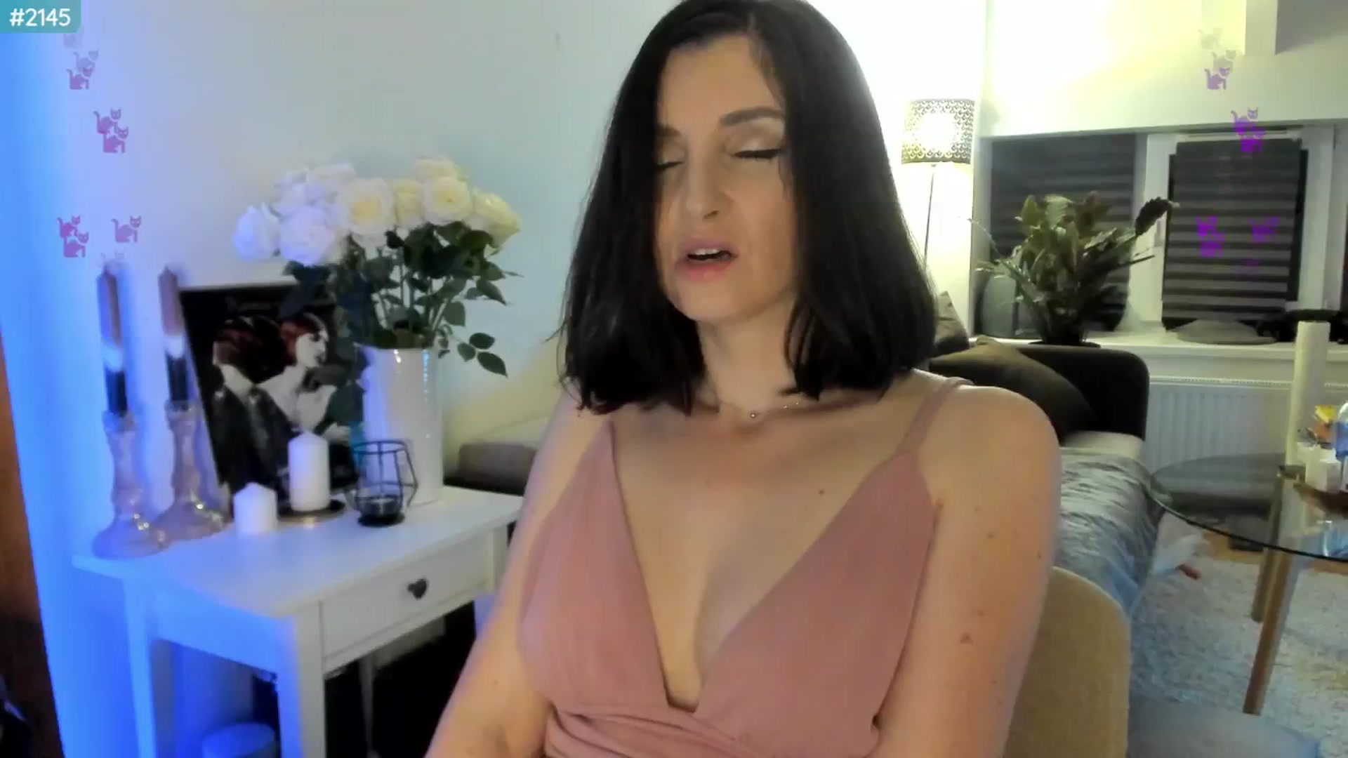 Gallery image thumbnail from Maddie's myfreecams stream on, 08/03/2024, 01:54 image 5 of 20