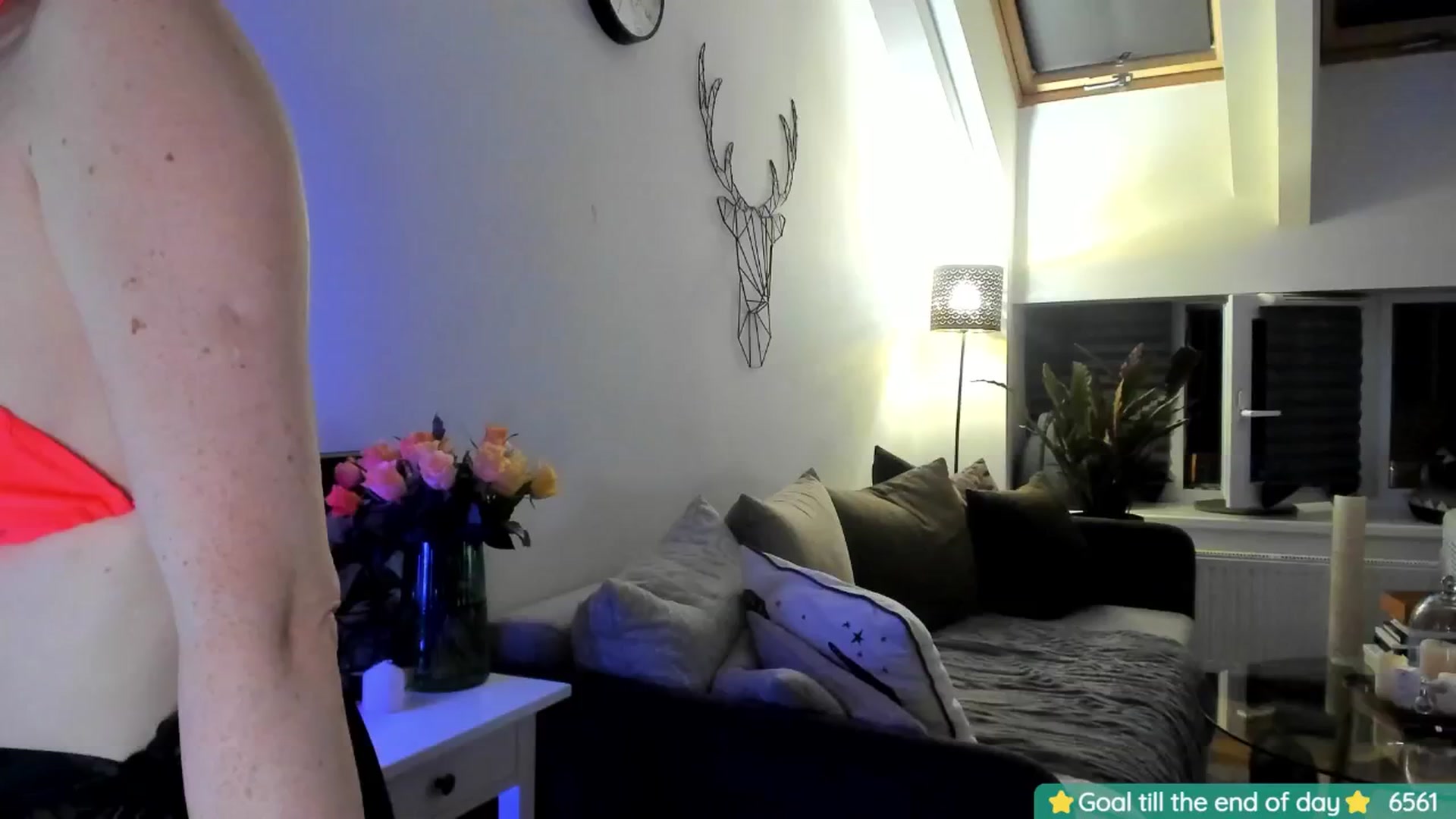 Gallery image thumbnail from Maddie's myfreecams stream on, 08/16/2024, 24:41 image 18 of 20