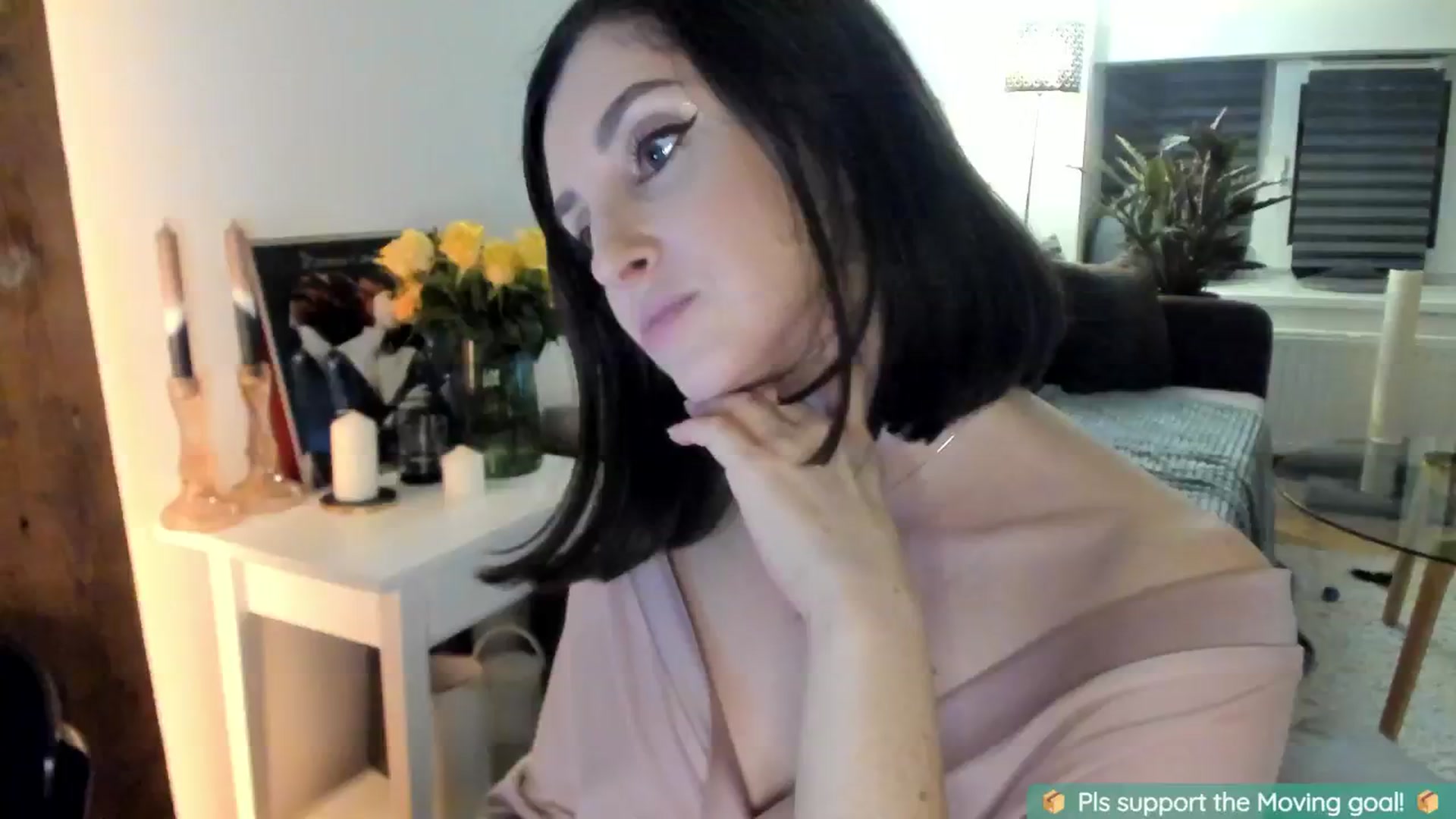 Gallery image thumbnail from Maddie's myfreecams stream on, 08/20/2024, 02:10 image 17 of 20