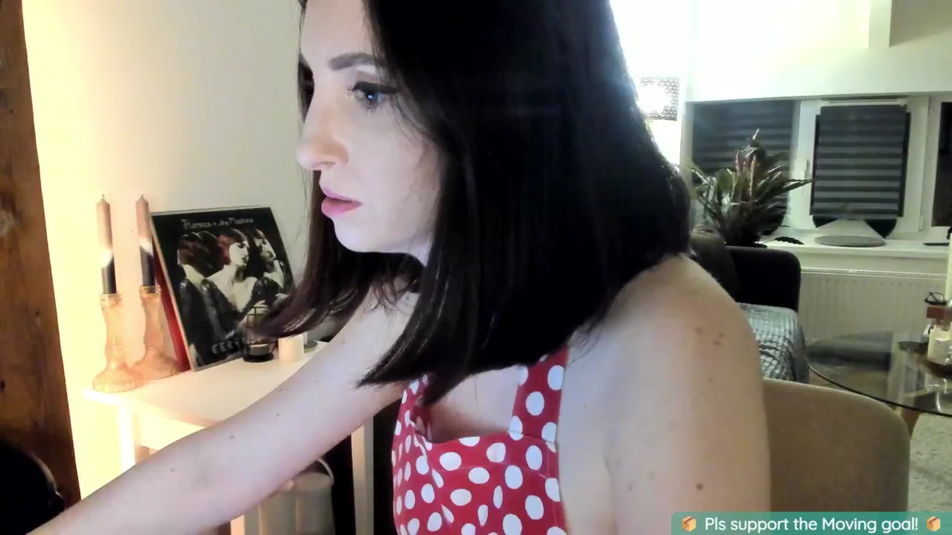Gallery image thumbnail from Maddie's myfreecams stream on, 08/27/2024, 23:37 image 2 of 20