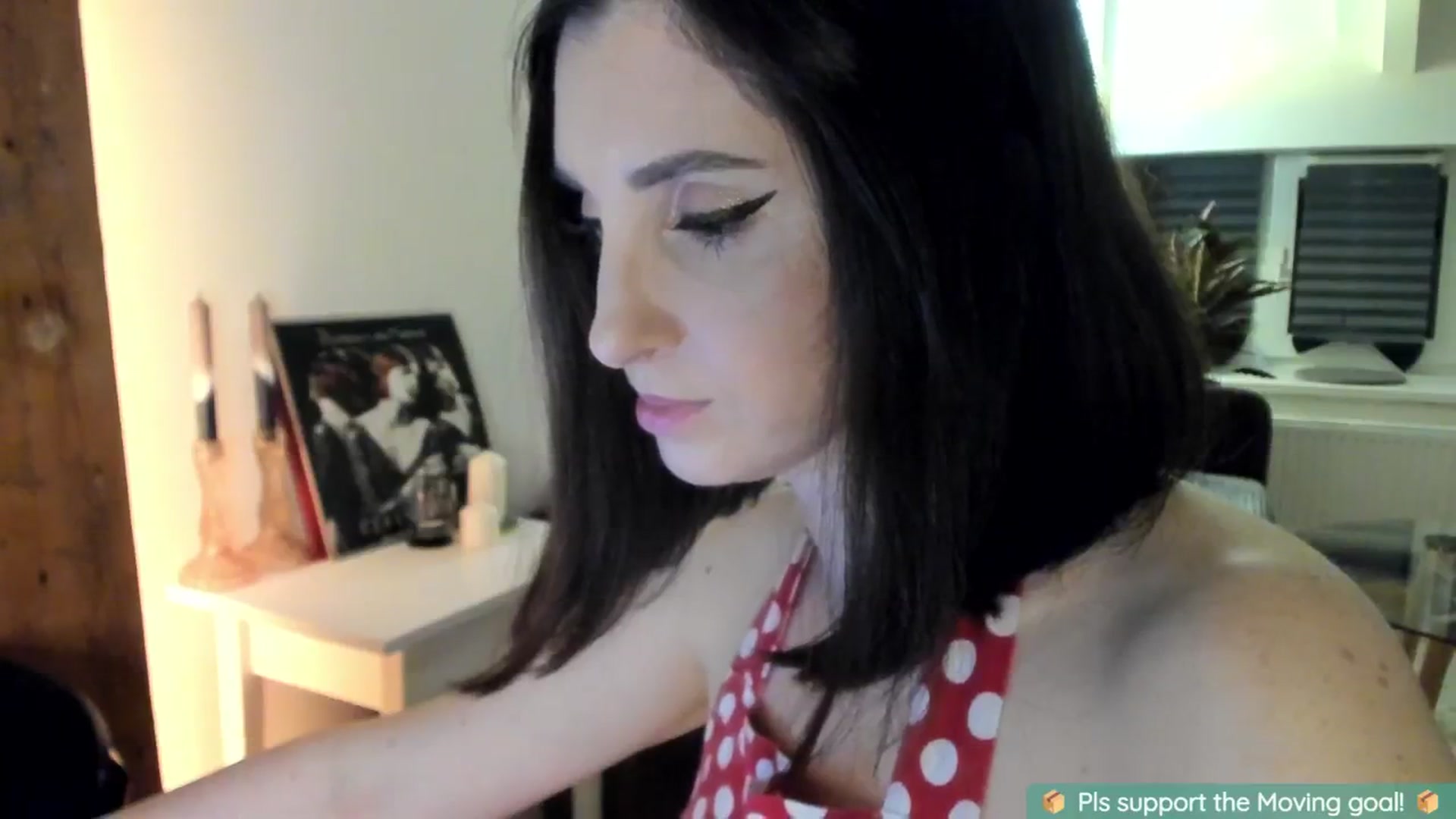 Gallery image thumbnail from Maddie's myfreecams stream on, 08/28/2024, 24:25 image 5 of 20