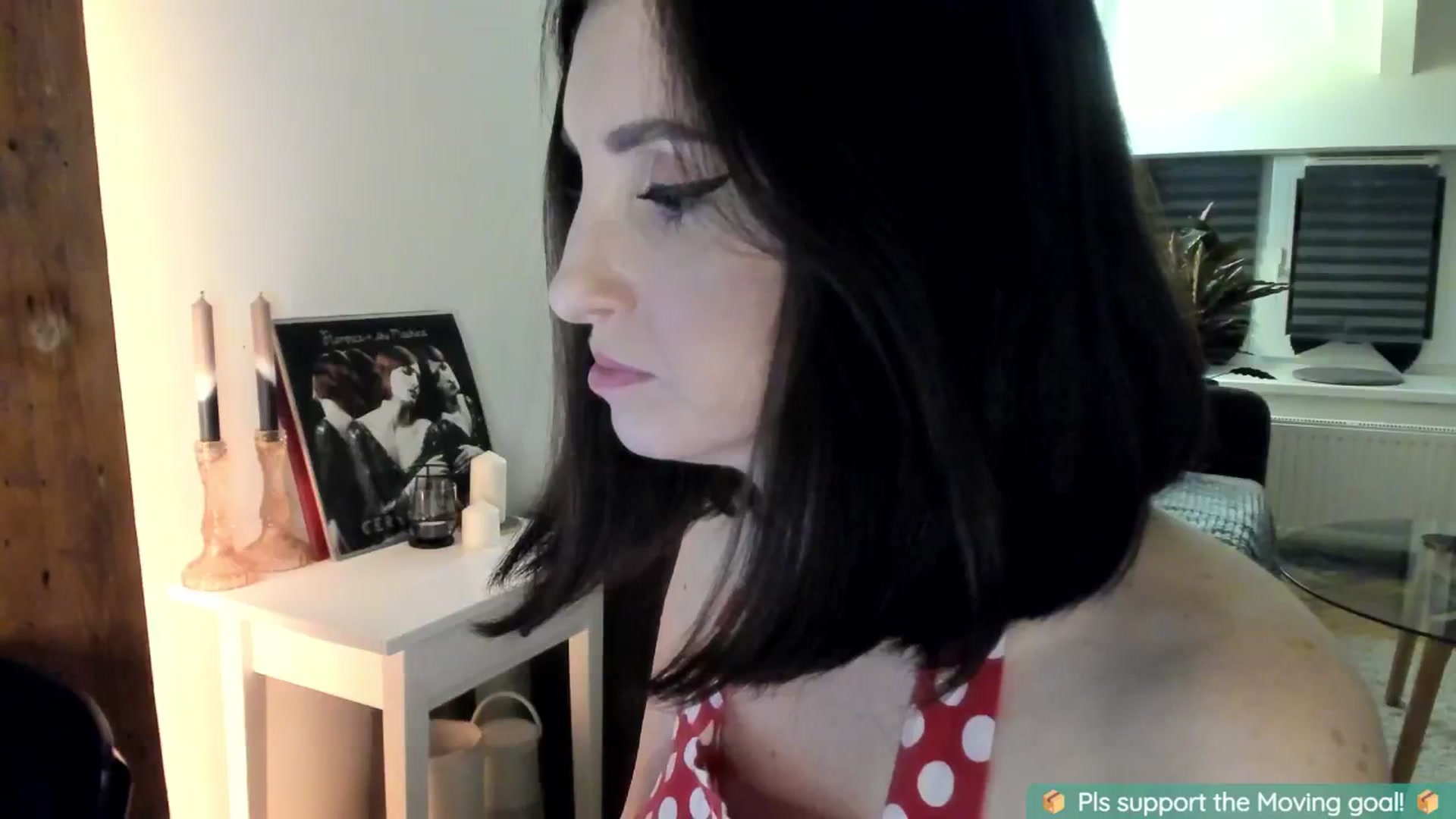 Gallery image thumbnail from Maddie's myfreecams stream on, 08/28/2024, 24:25 image 11 of 20