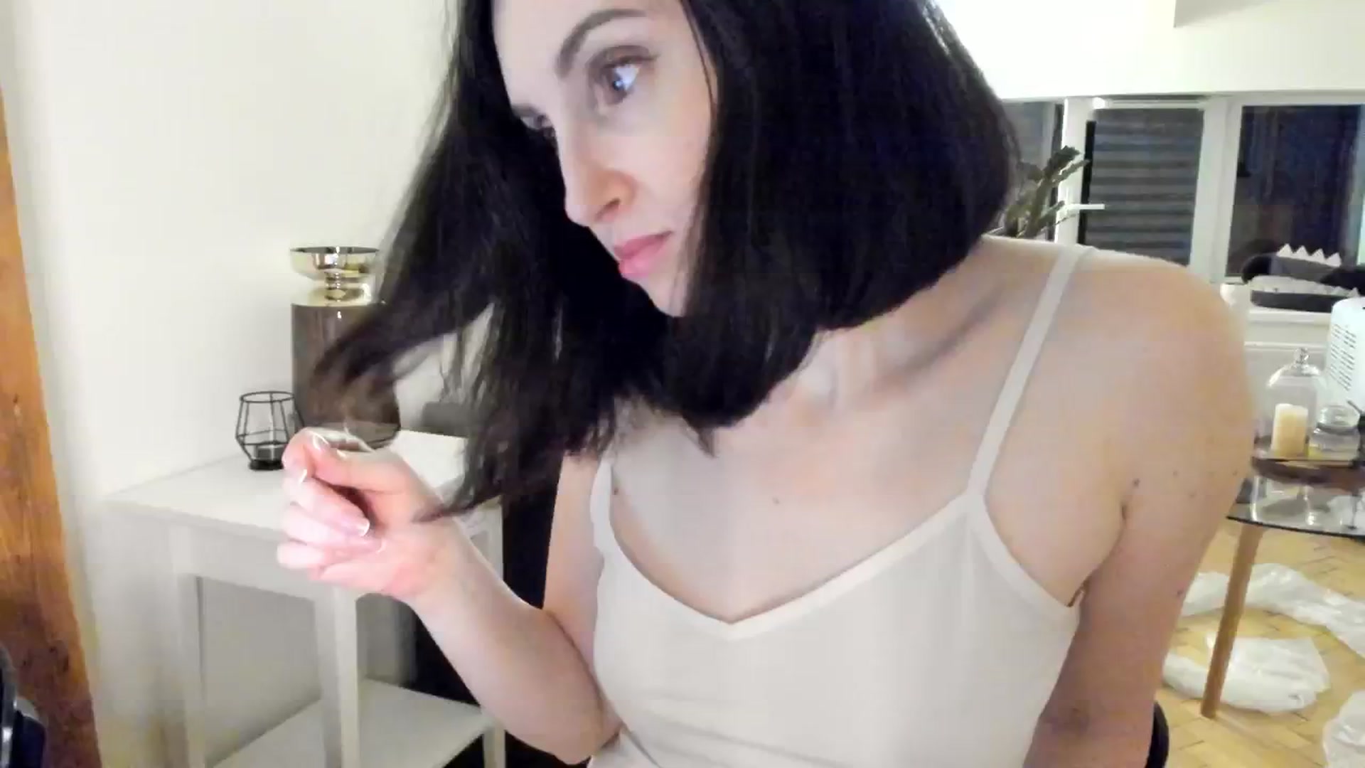 Gallery image thumbnail from Maddie's myfreecams stream on, 09/01/2024, 01:29 image 7 of 20