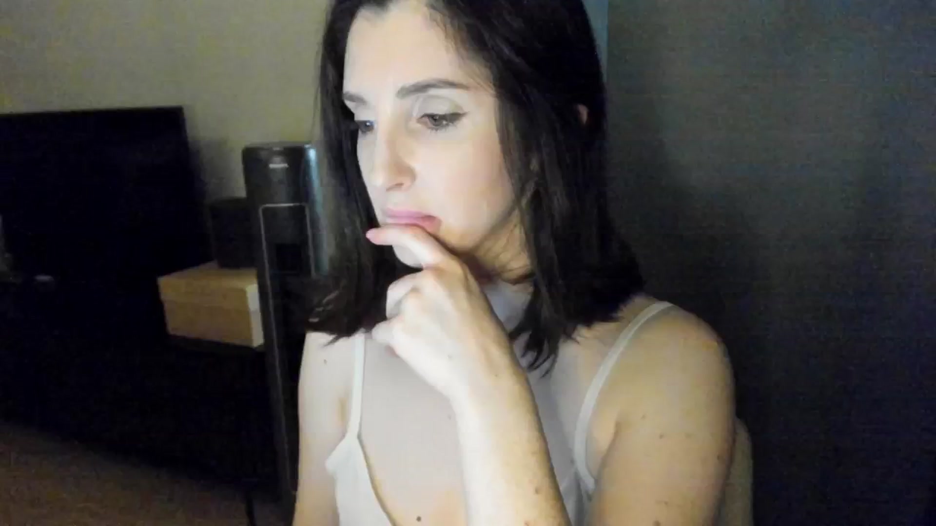 Gallery image thumbnail from Maddie's myfreecams stream on, 09/08/2024, 02:23 image 13 of 20