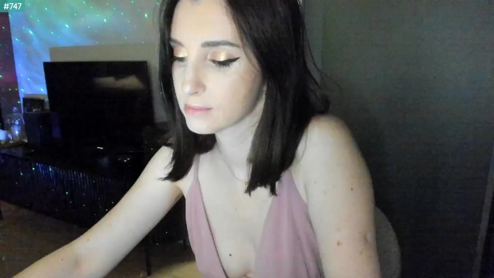 Gallery image thumbnail from Maddie's myfreecams stream on, 09/15/2024, 24:02 image 18 of 20