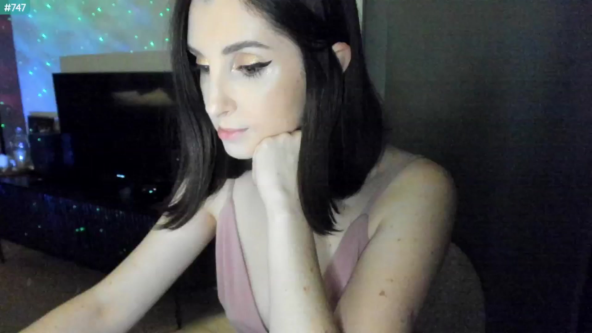 Gallery image thumbnail from Maddie's myfreecams stream on, 09/15/2024, 24:37 image 13 of 20