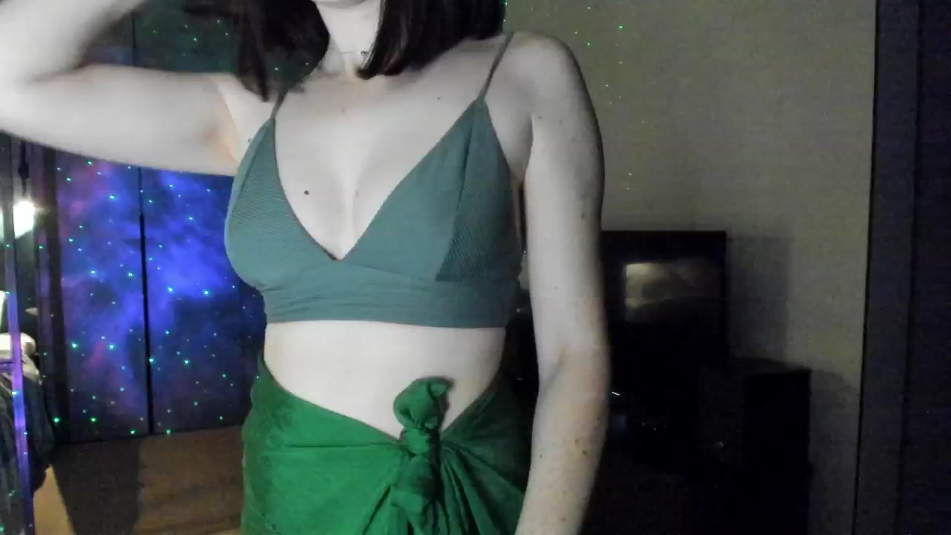 Gallery image thumbnail from Maddie's myfreecams stream on, 09/16/2024, 02:19 image 13 of 20