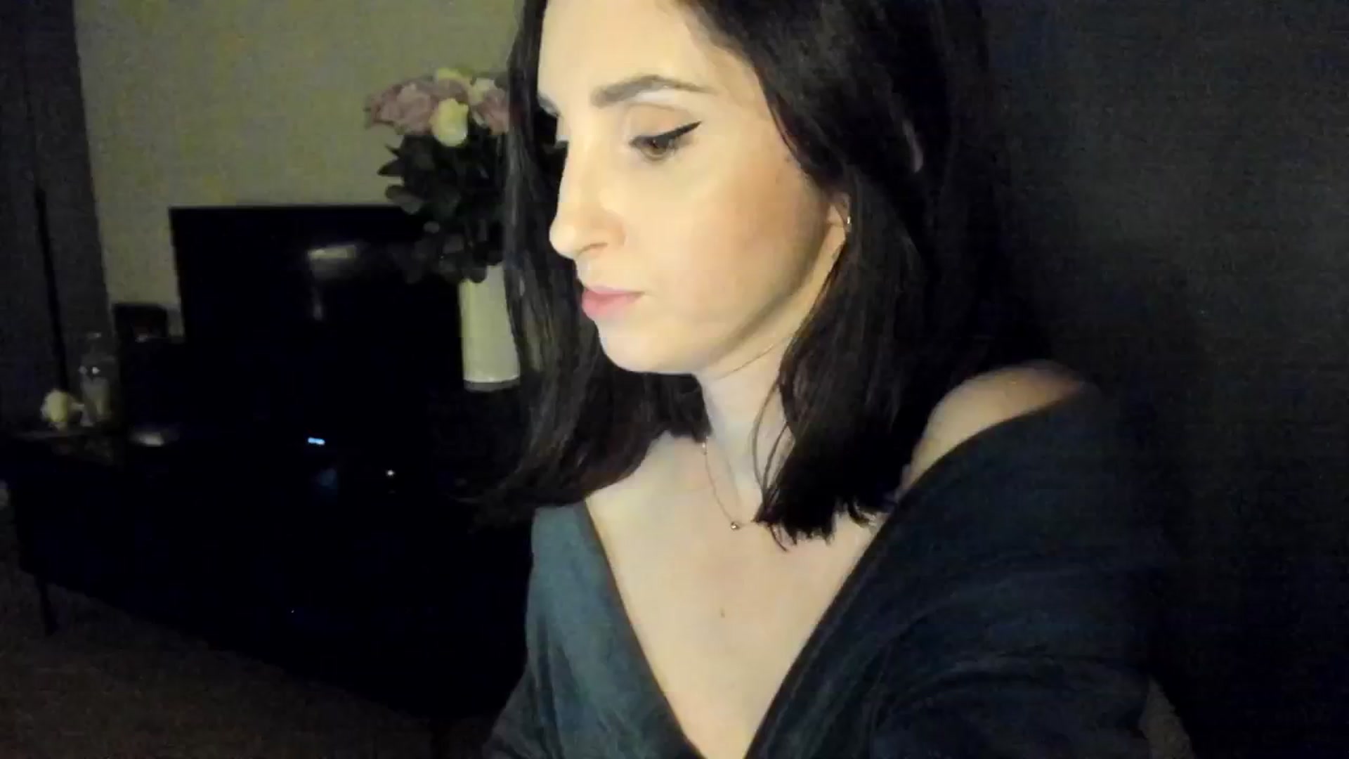 Gallery image thumbnail from Maddie's myfreecams stream on, 09/18/2024, 24:16 image 3 of 20