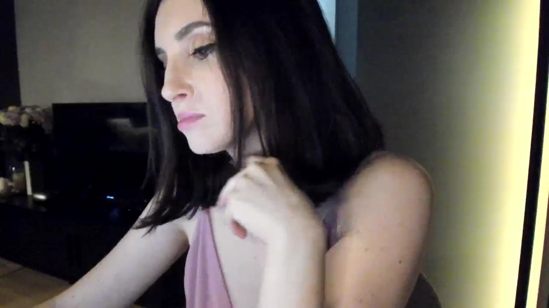 Gallery image thumbnail from Maddie's myfreecams stream on, 09/19/2024, 24:16 image 12 of 20