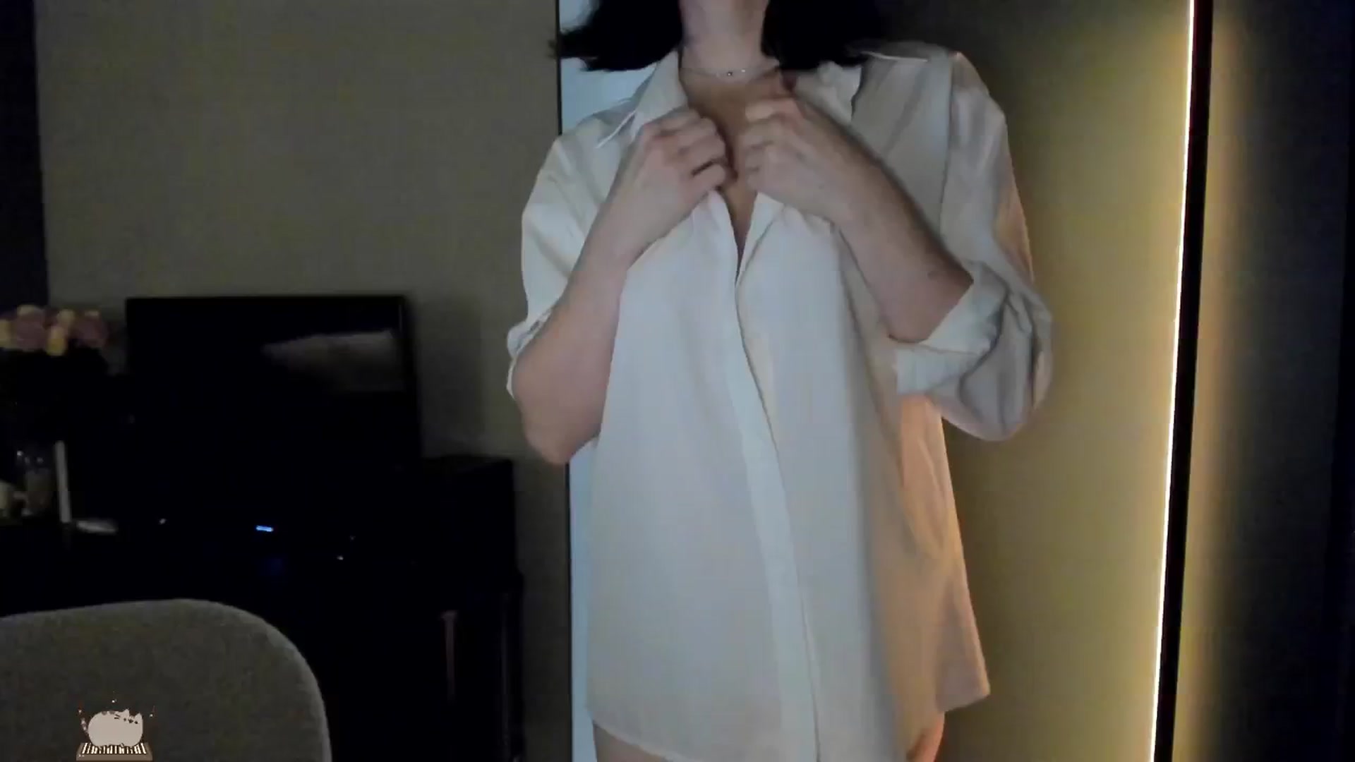 Gallery image thumbnail from Maddie's myfreecams stream on, 09/20/2024, 01:43 image 4 of 20