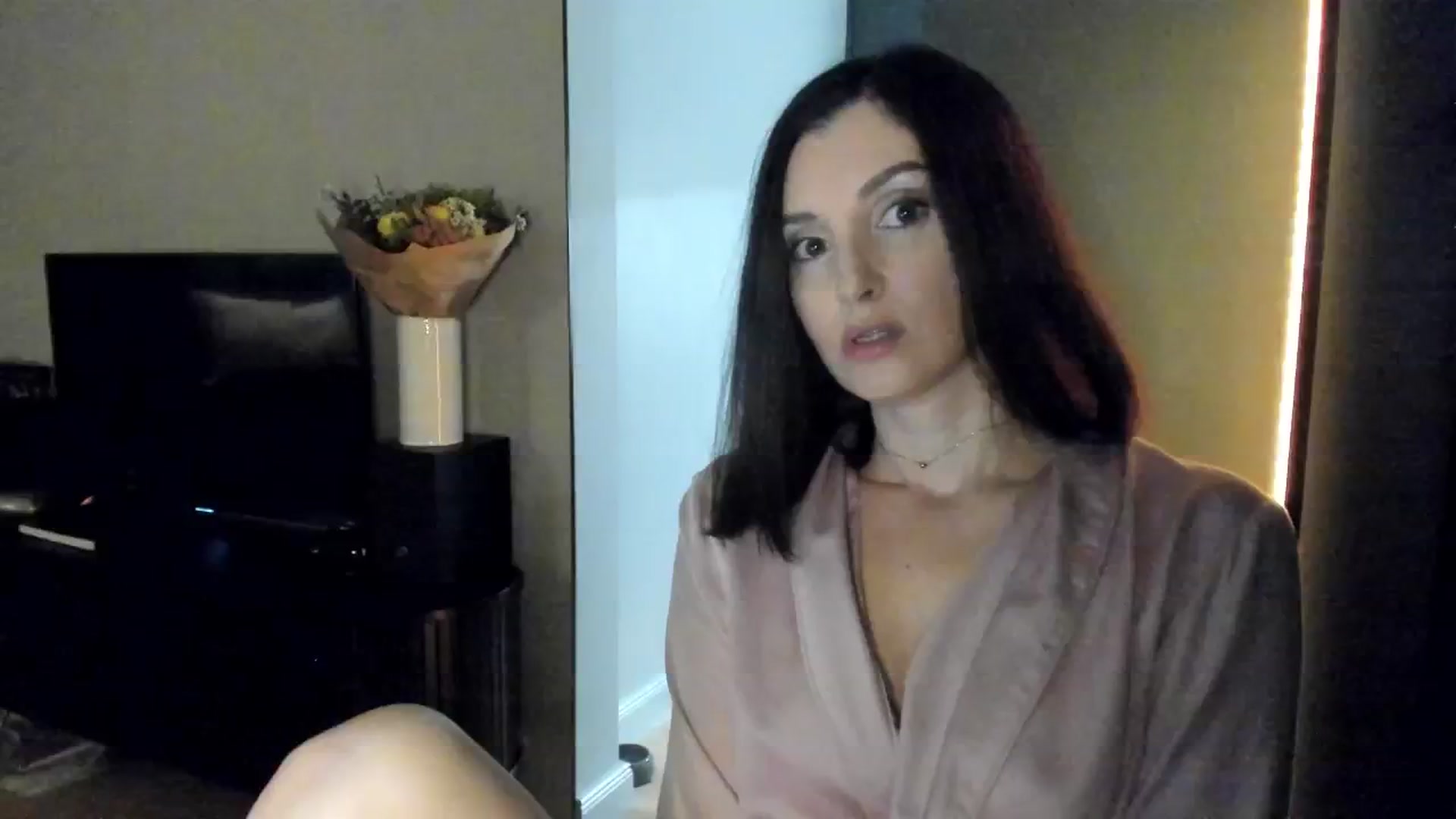 Gallery image thumbnail from Maddie's myfreecams stream on, 09/27/2024, 24:34 image 5 of 20