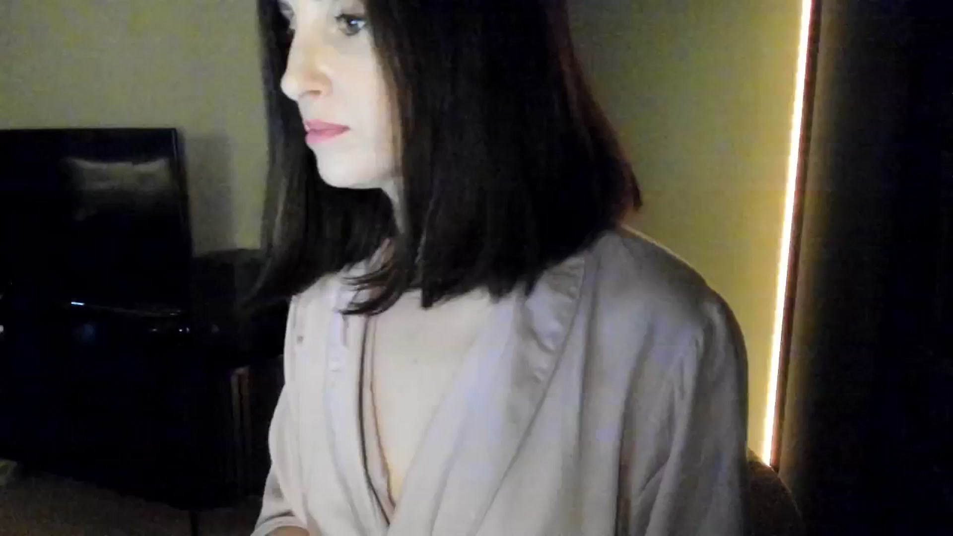 Gallery image thumbnail from Maddie's myfreecams stream on, 09/27/2024, 02:40 image 19 of 20