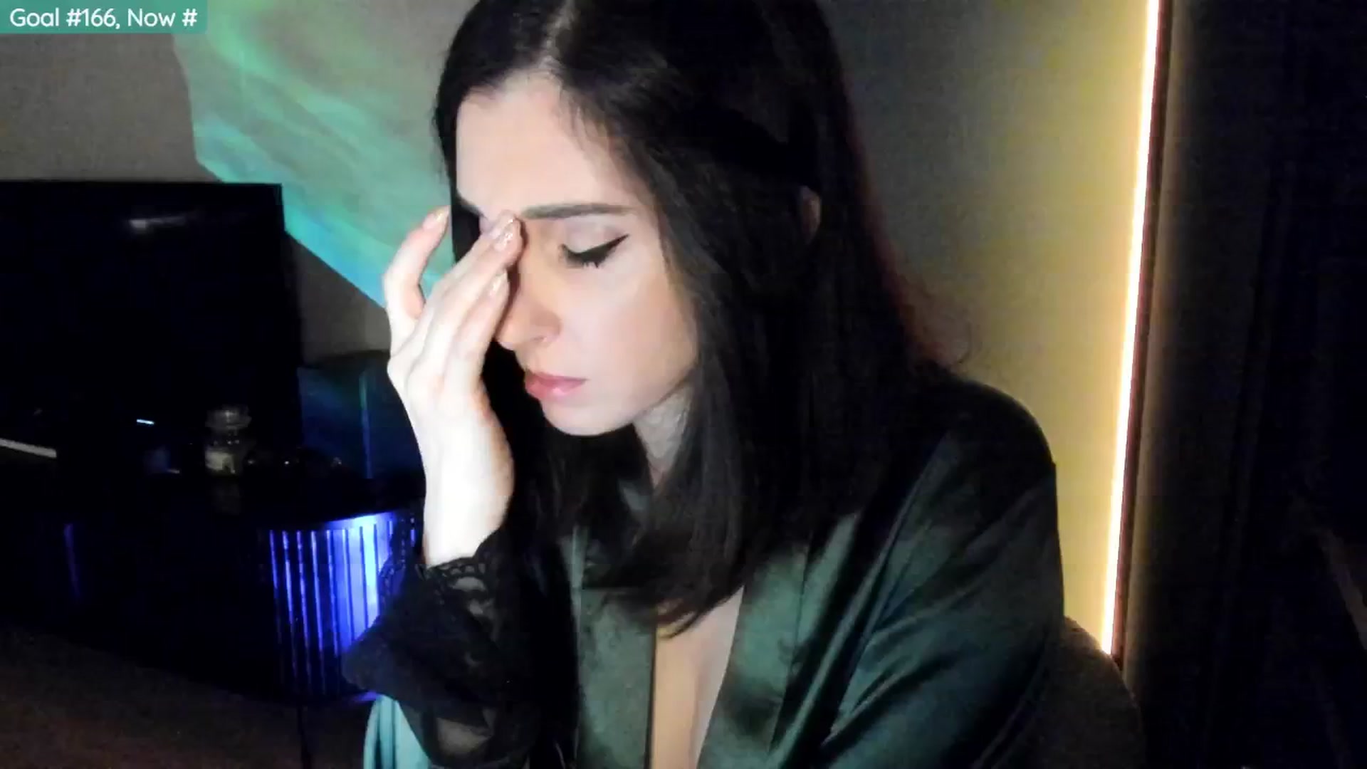 Gallery image thumbnail from Maddie's myfreecams stream on, 10/01/2024, 23:35 image 19 of 20