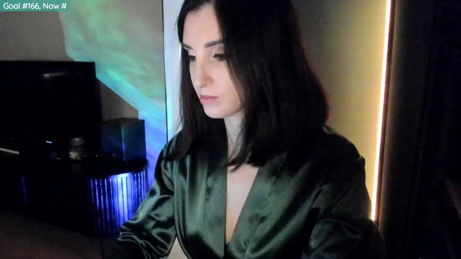 Gallery image thumbnail from Maddie's myfreecams stream on, 10/01/2024, 23:35 image 15 of 20