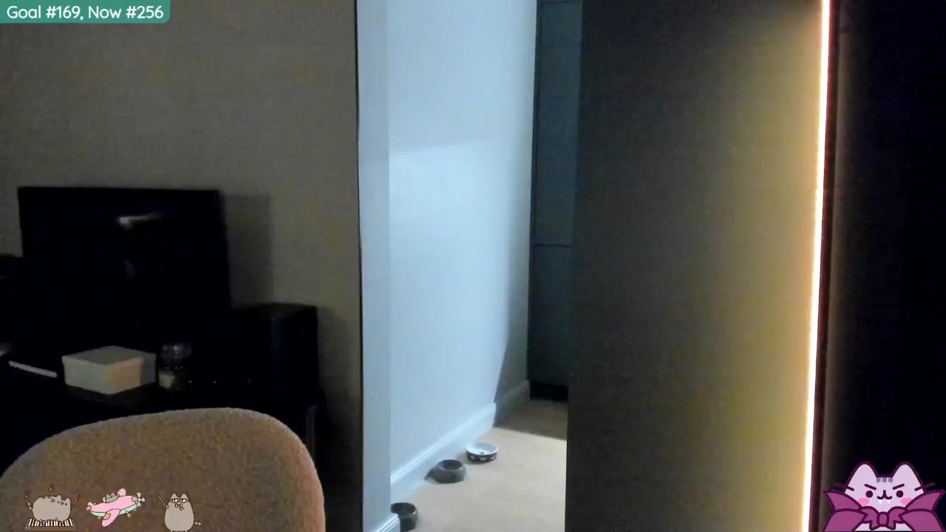 Gallery image thumbnail from Maddie's myfreecams stream on, 10/03/2024, 01:30 image 16 of 20