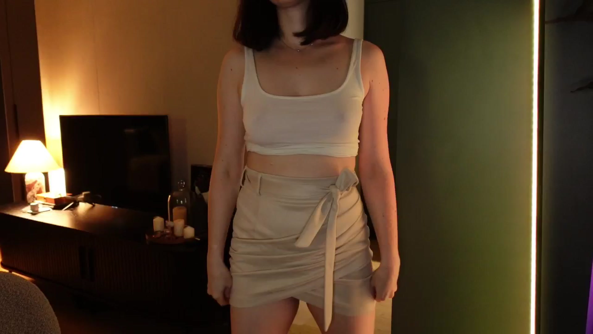 Gallery image thumbnail from Maddie's myfreecams stream on, 10/05/2024, 01:42 image 10 of 20