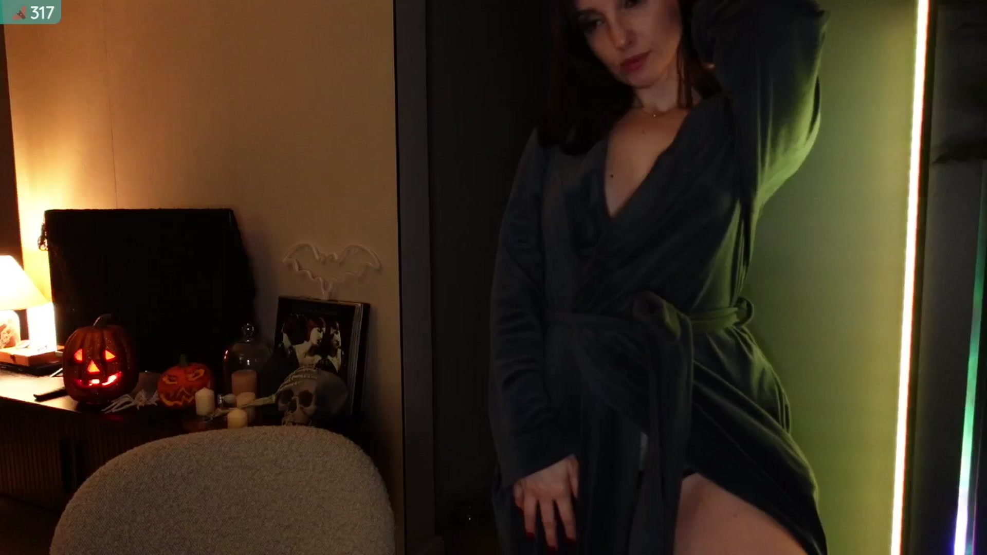 Gallery image thumbnail from Maddie's myfreecams stream on, 10/13/2024, 03:37 image 20 of 20
