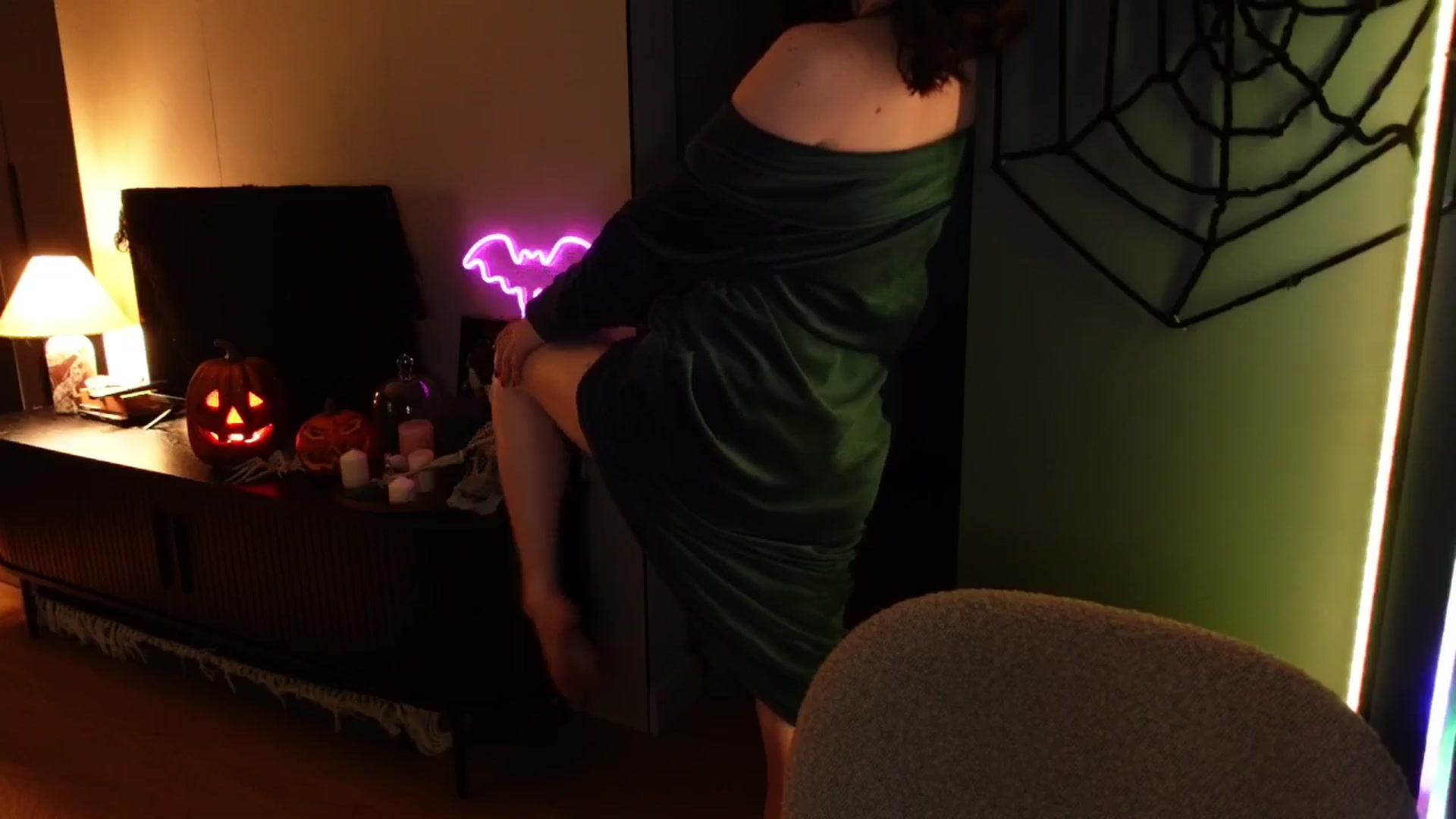 Gallery image thumbnail from Maddie's myfreecams stream on, 10/17/2024, 01:51 image 6 of 20