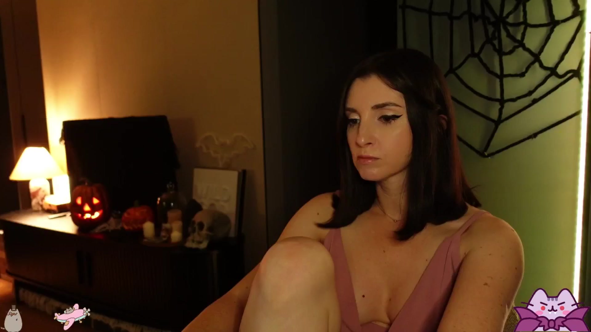Gallery image thumbnail from Maddie's myfreecams stream on, 10/19/2024, 02:46 image 5 of 20