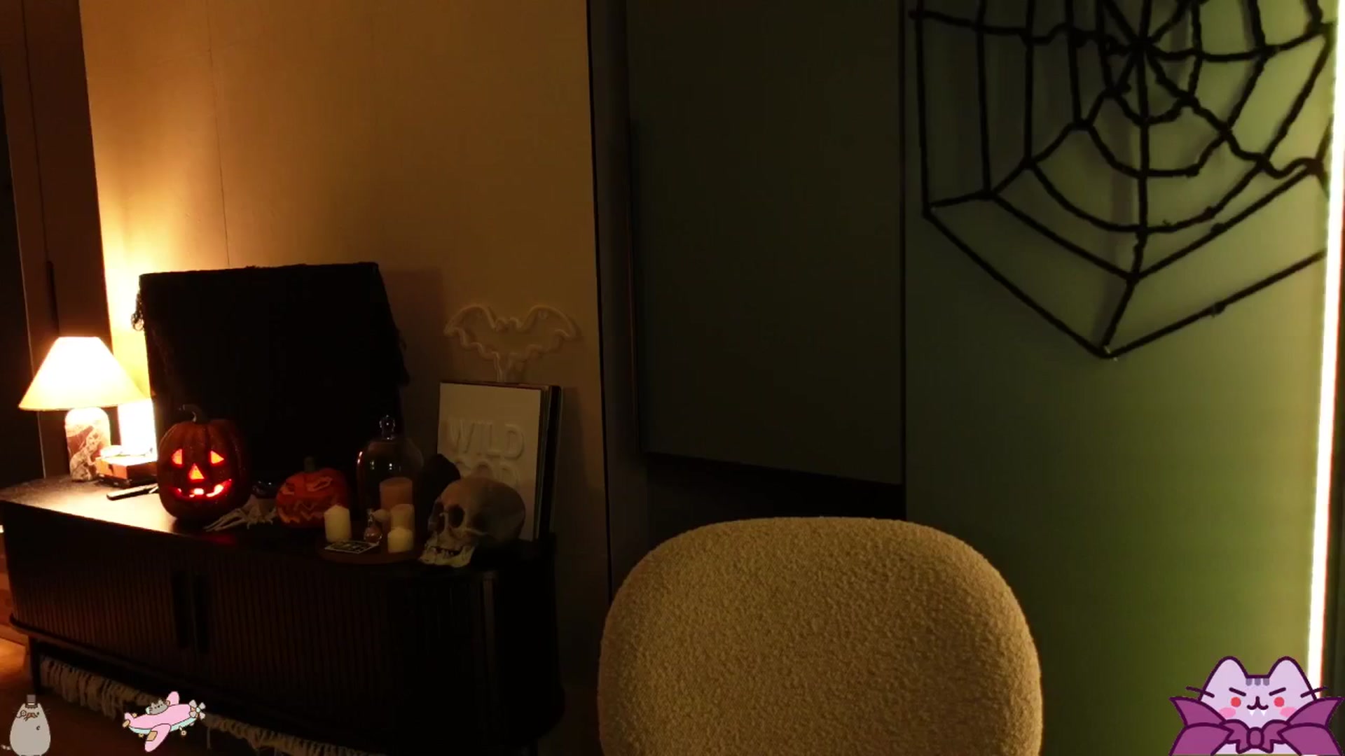 Gallery image thumbnail from Maddie's myfreecams stream on, 10/19/2024, 02:46 image 13 of 20