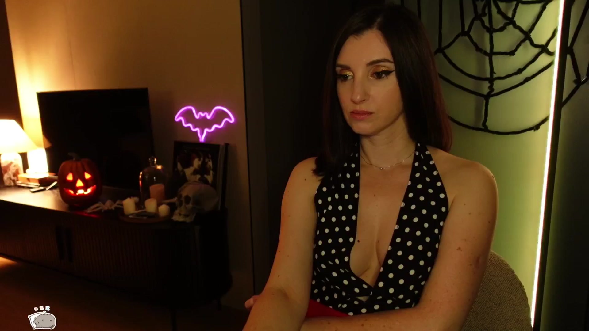 Gallery image thumbnail from Maddie's myfreecams stream on, 10/23/2024, 24:37 image 19 of 20