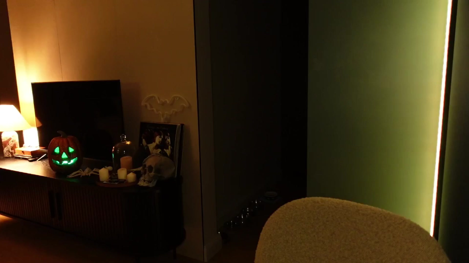 Gallery image thumbnail from Maddie's myfreecams stream on, 10/24/2024, 24:41 image 1 of 20