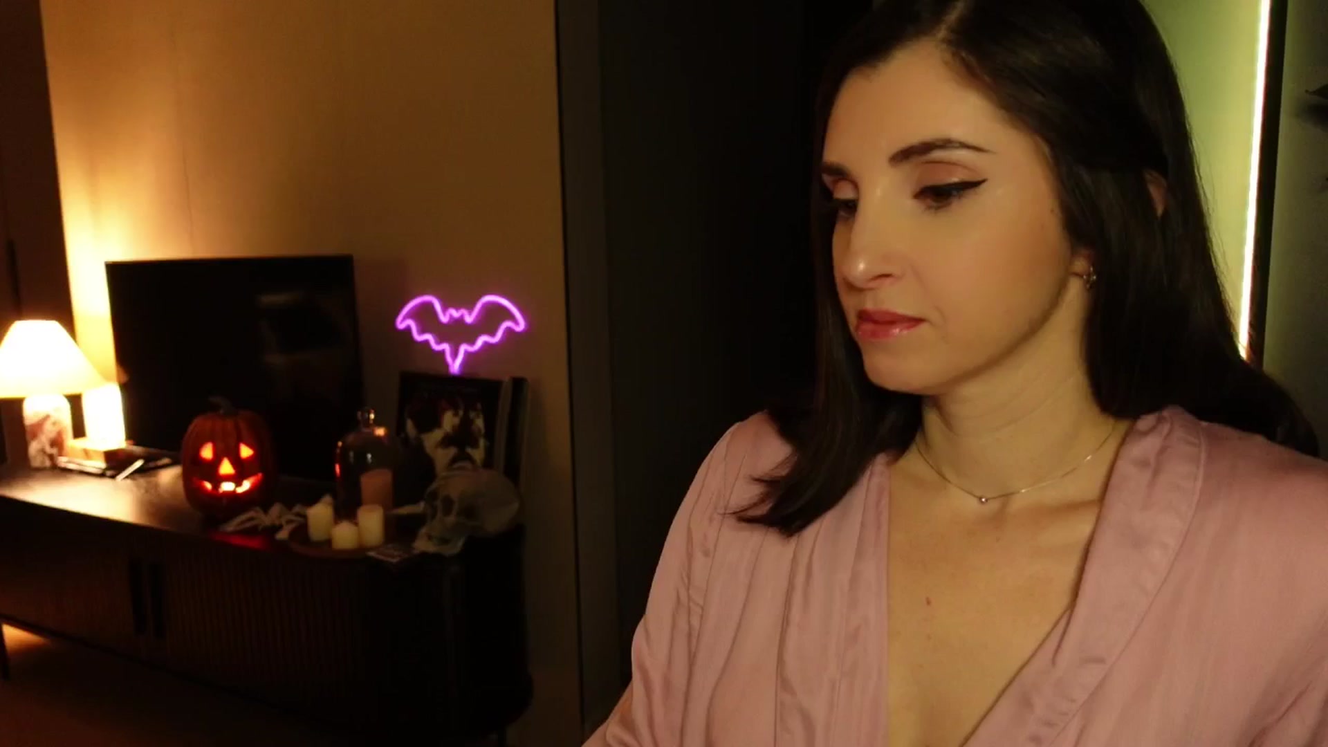Gallery image thumbnail from Maddie's myfreecams stream on, 10/25/2024, 24:56 image 1 of 20