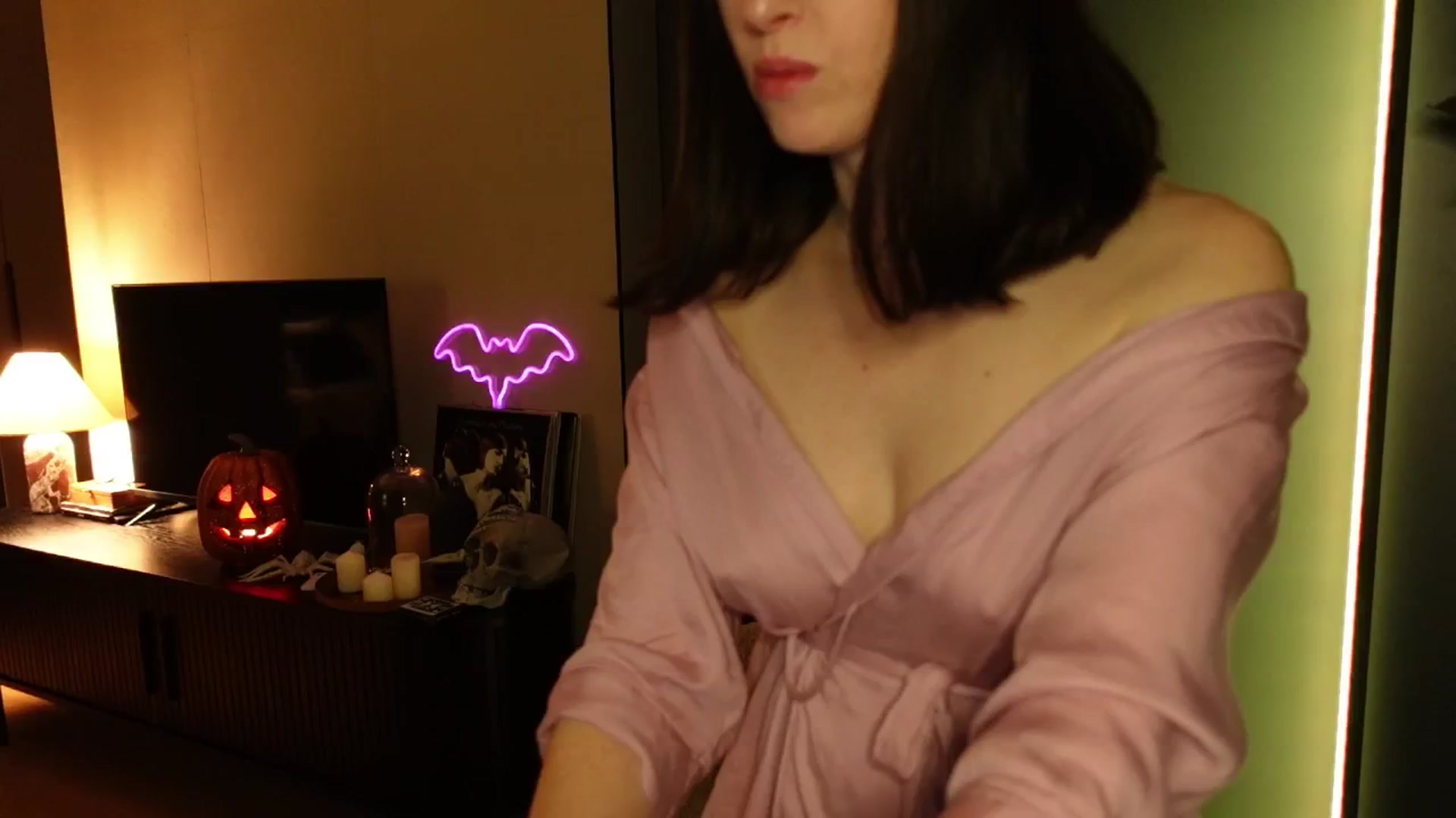 Gallery image thumbnail from Maddie's myfreecams stream on, 10/25/2024, 24:56 image 20 of 20