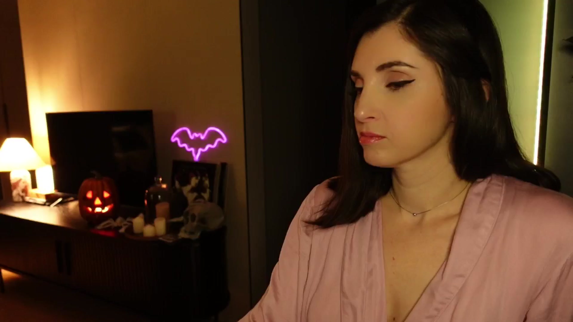 Gallery image thumbnail from Maddie's myfreecams stream on, 10/25/2024, 24:56 image 2 of 20