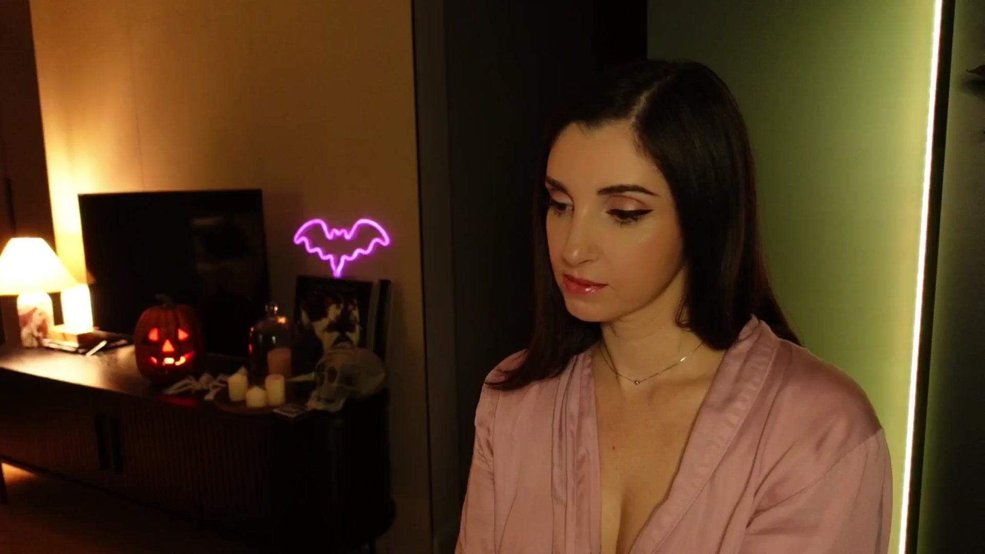 Gallery image thumbnail from Maddie's myfreecams stream on, 10/25/2024, 24:56 image 9 of 20