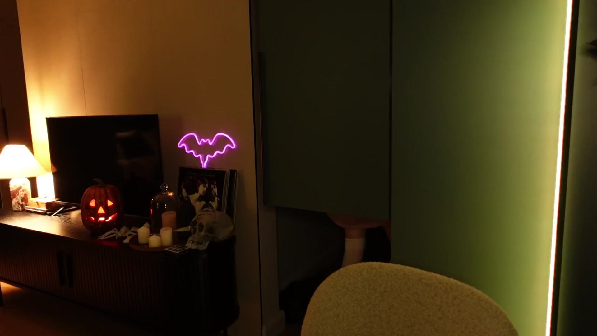 Gallery image thumbnail from Maddie's myfreecams stream on, 10/25/2024, 24:56 image 16 of 20