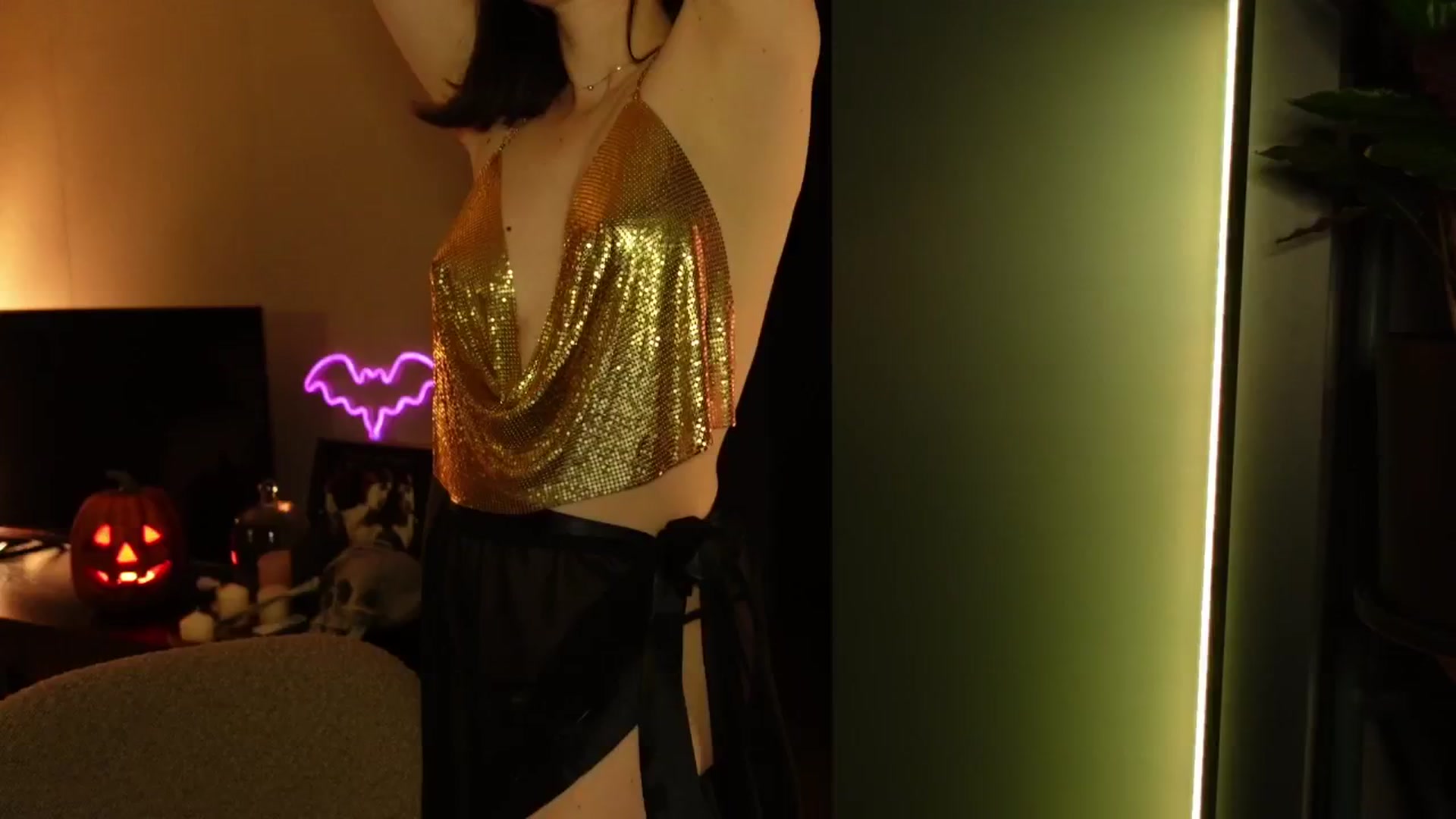 Gallery image thumbnail from Maddie's myfreecams stream on, 10/26/2024, 23:07 image 20 of 20
