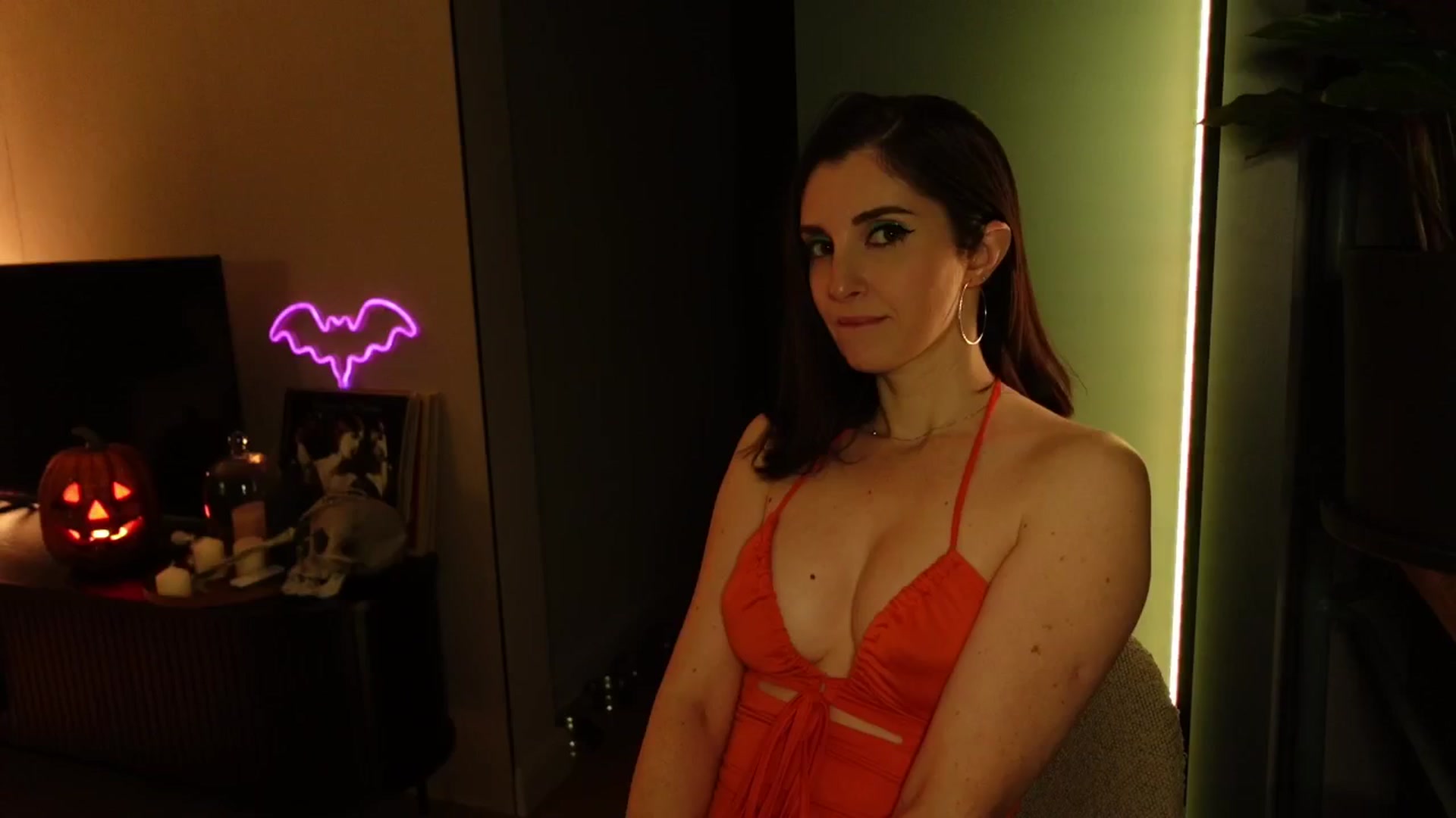 Gallery image thumbnail from Maddie's myfreecams stream on, 10/27/2024, 03:38 image 6 of 20
