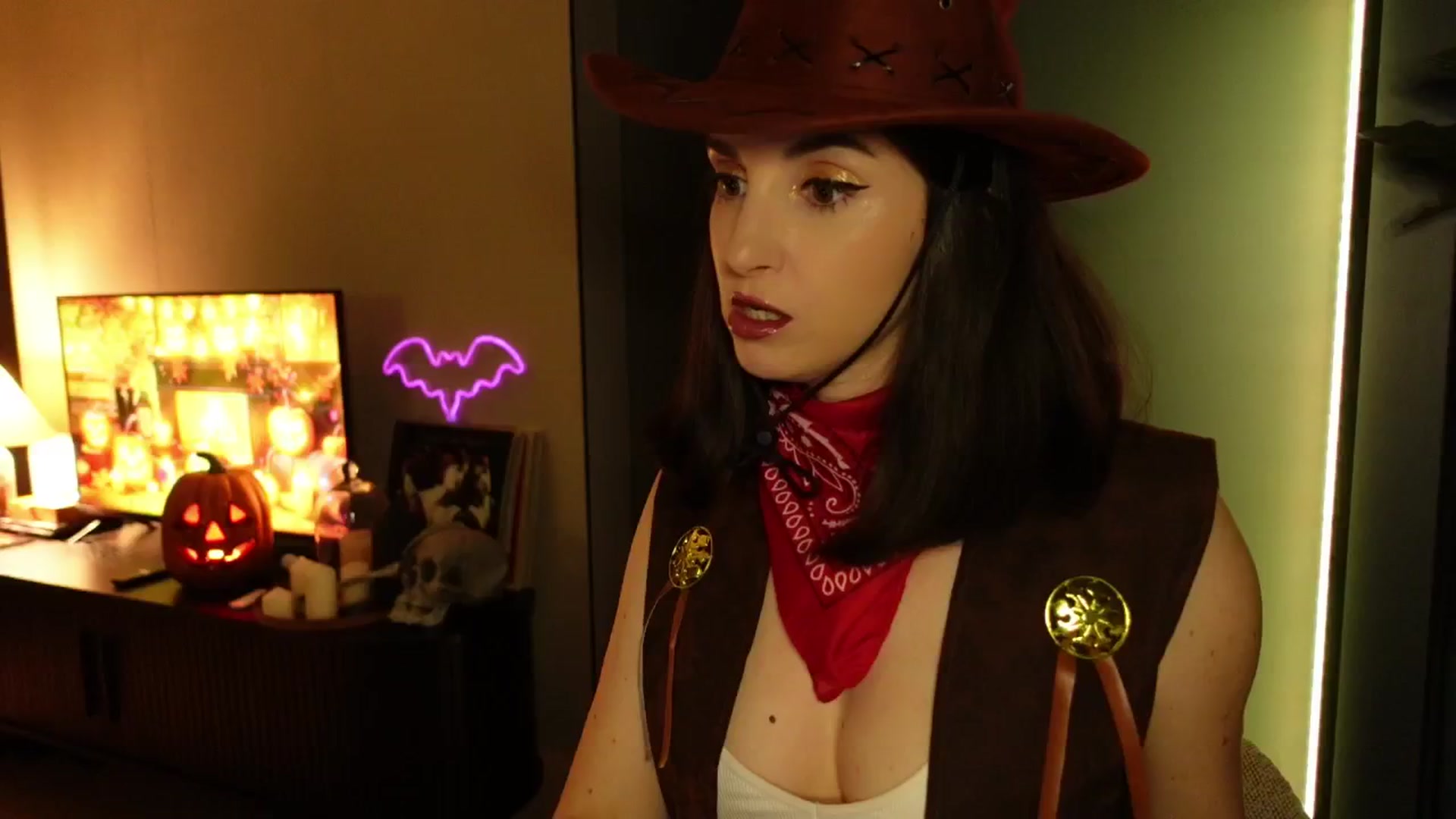 Gallery image thumbnail from Maddie's myfreecams stream on, 10/27/2024, 22:50 image 4 of 20