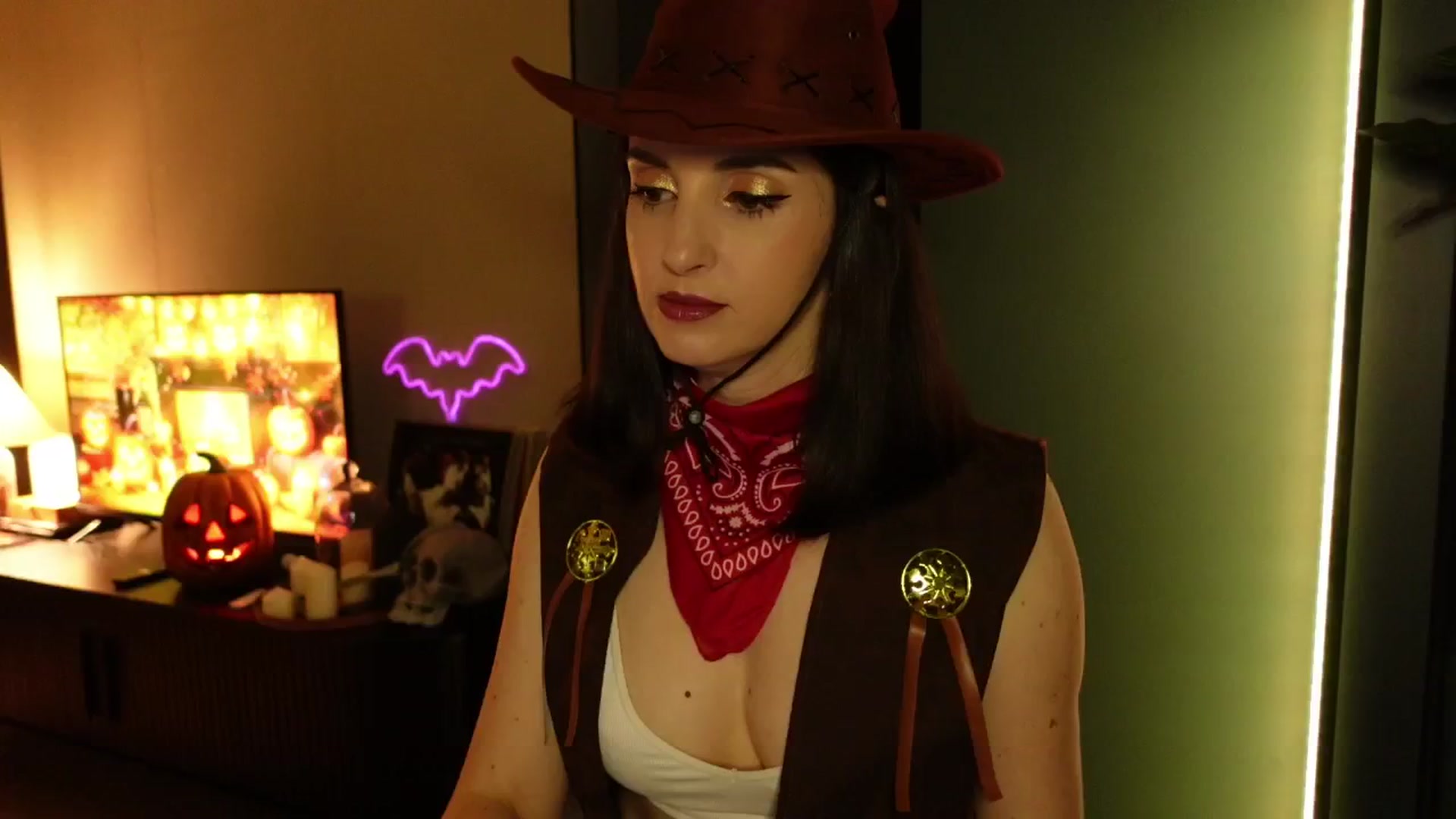 Gallery image thumbnail from Maddie's myfreecams stream on, 10/27/2024, 22:50 image 18 of 20