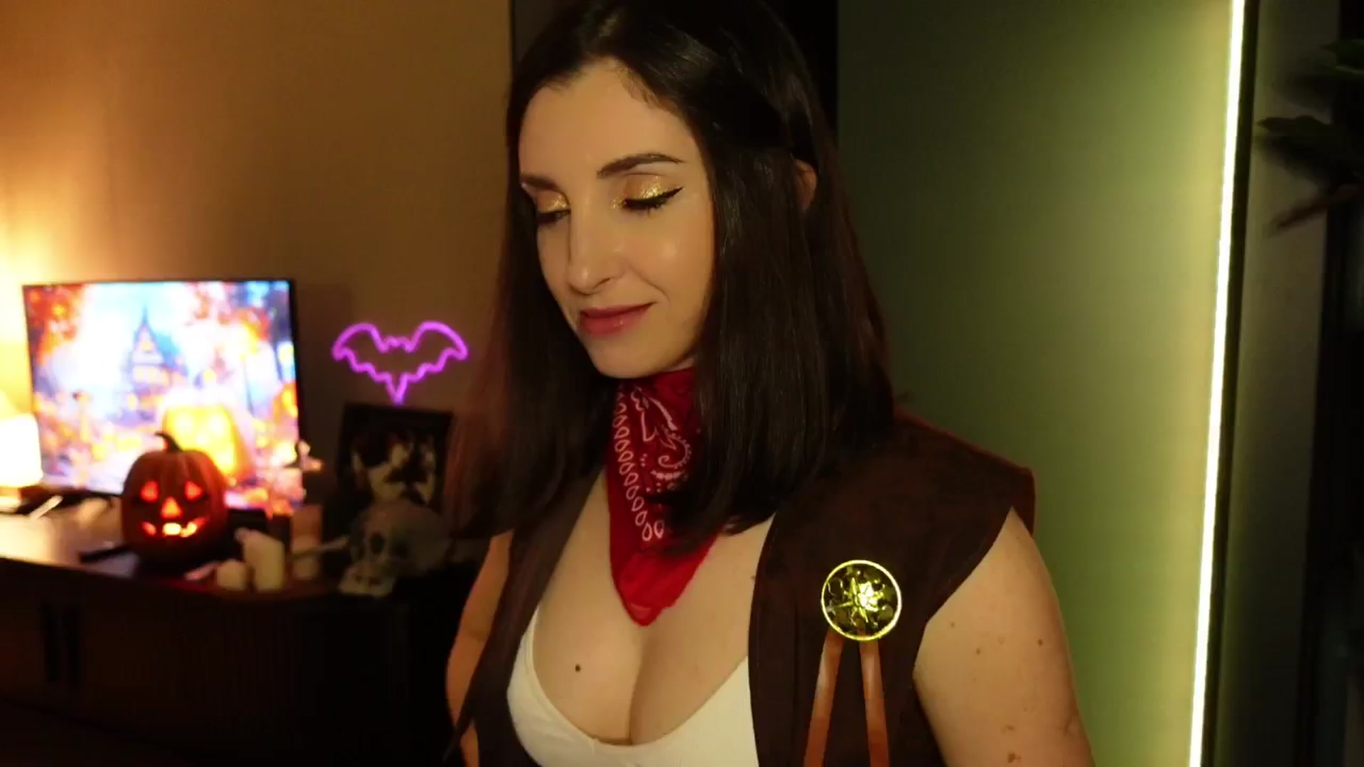 Gallery image thumbnail from Maddie's myfreecams stream on, 10/28/2024, 02:16 image 6 of 20