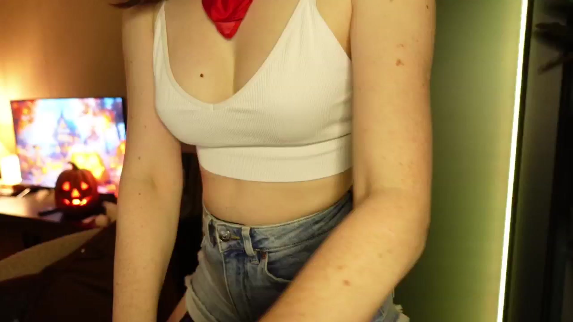 Gallery image thumbnail from Maddie's myfreecams stream on, 10/28/2024, 02:16 image 13 of 20