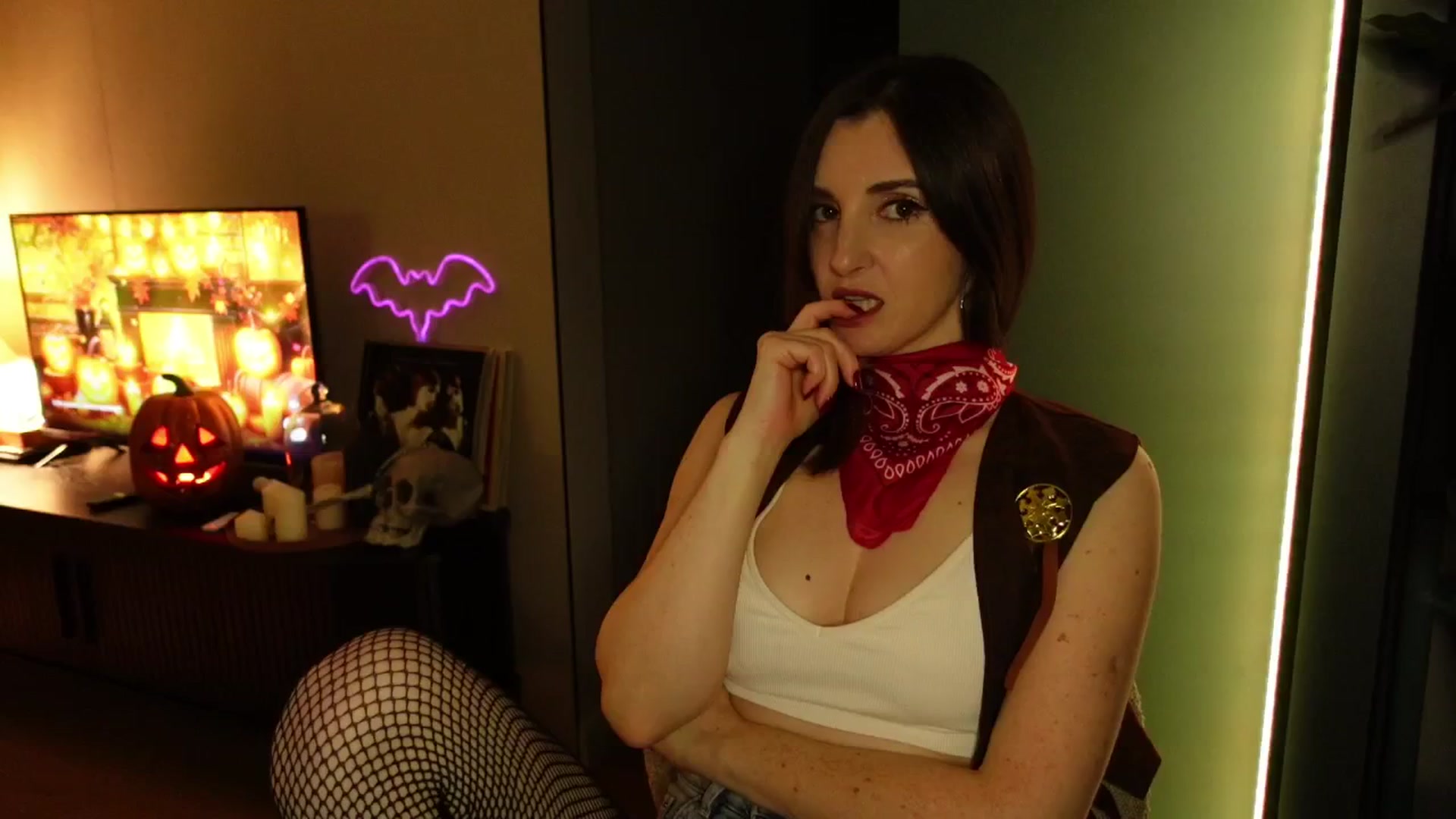 Gallery image thumbnail from Maddie's myfreecams stream on, 10/28/2024, 02:40 image 8 of 20