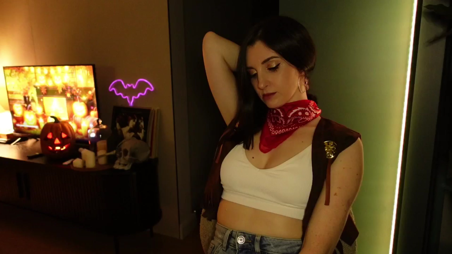 Gallery image thumbnail from Maddie's myfreecams stream on, 10/28/2024, 02:40 image 5 of 20