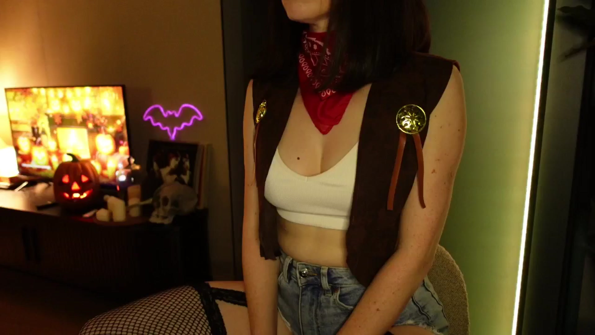 Gallery image thumbnail from Maddie's myfreecams stream on, 10/28/2024, 02:40 image 2 of 20