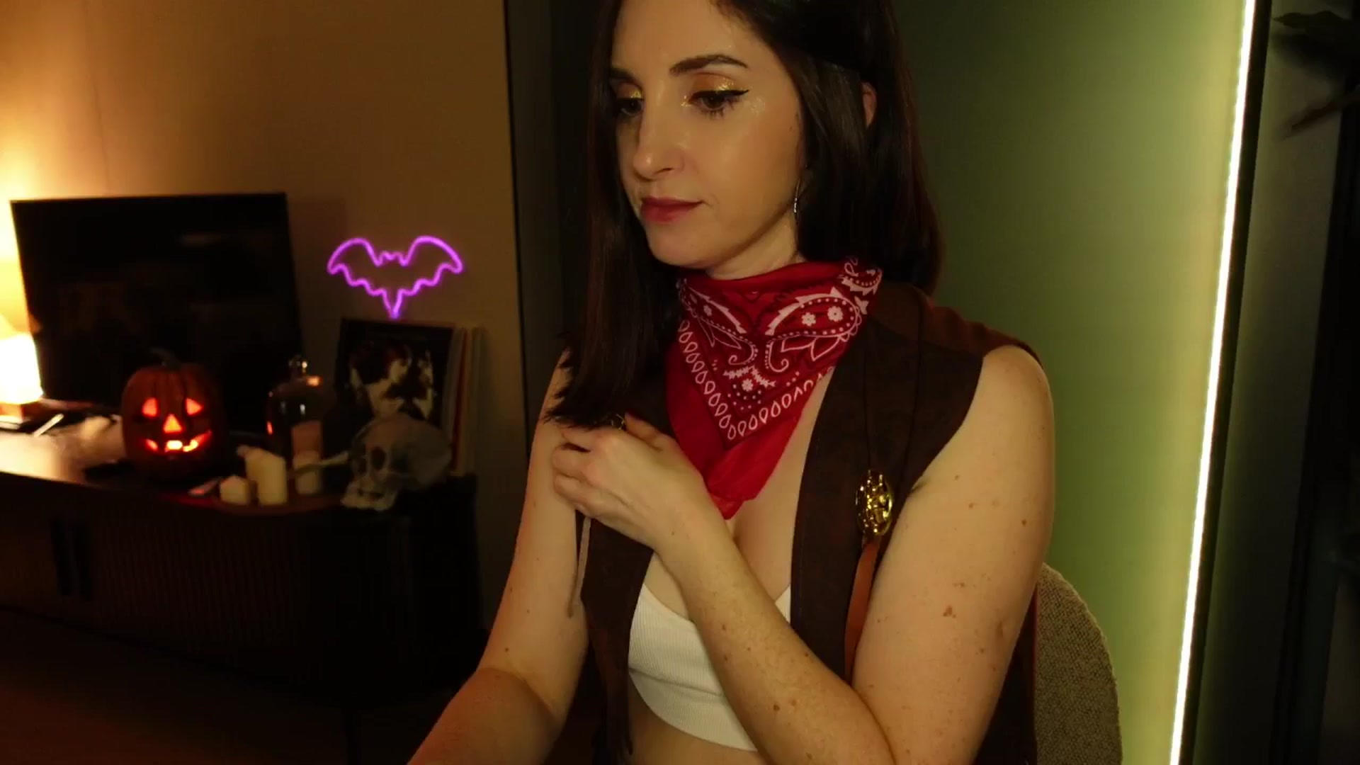 Gallery image thumbnail from Maddie's myfreecams stream on, 10/28/2024, 03:35 image 3 of 20