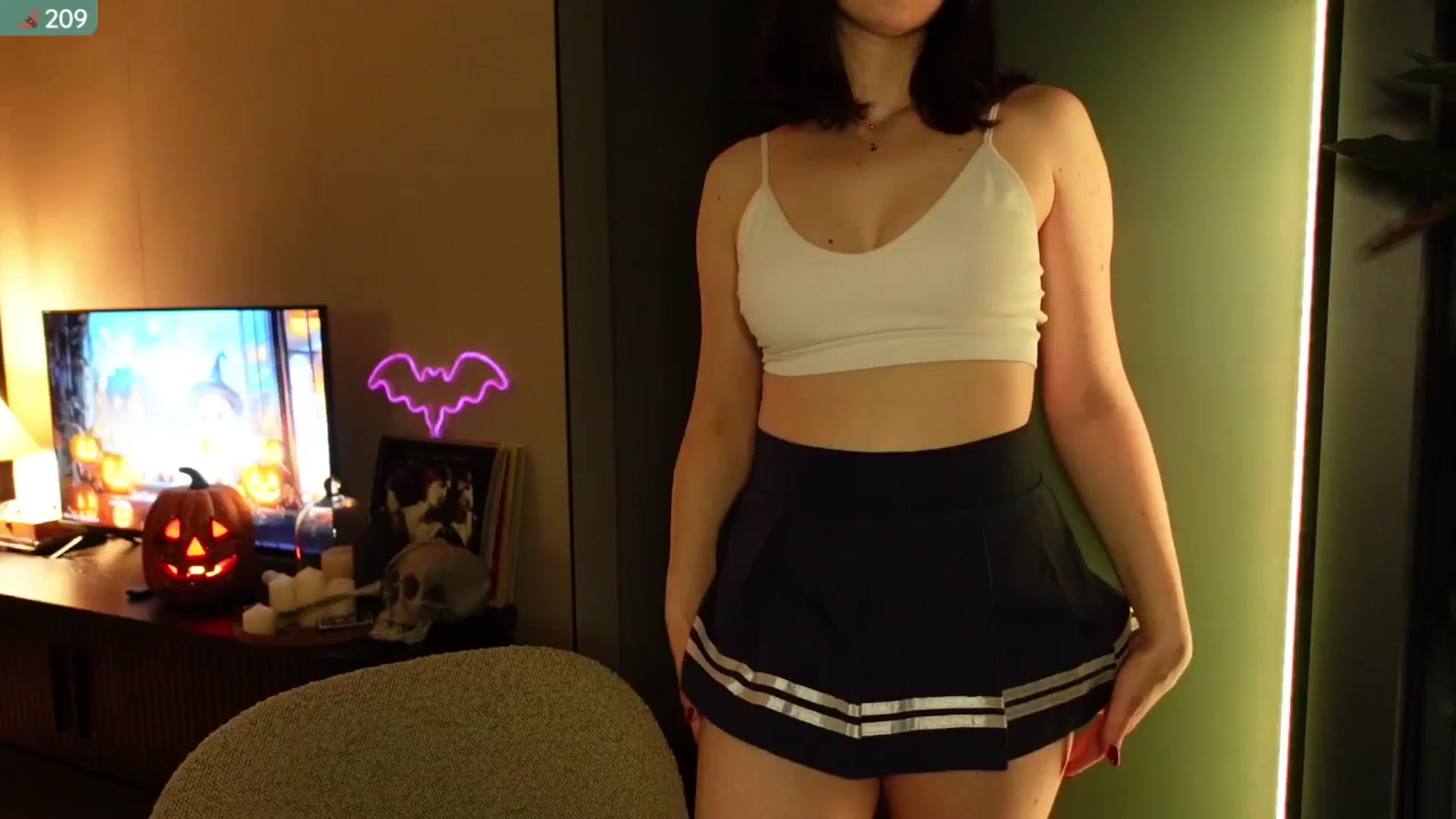 Gallery image thumbnail from Maddie's myfreecams stream on, 10/28/2024, 23:22 image 2 of 20