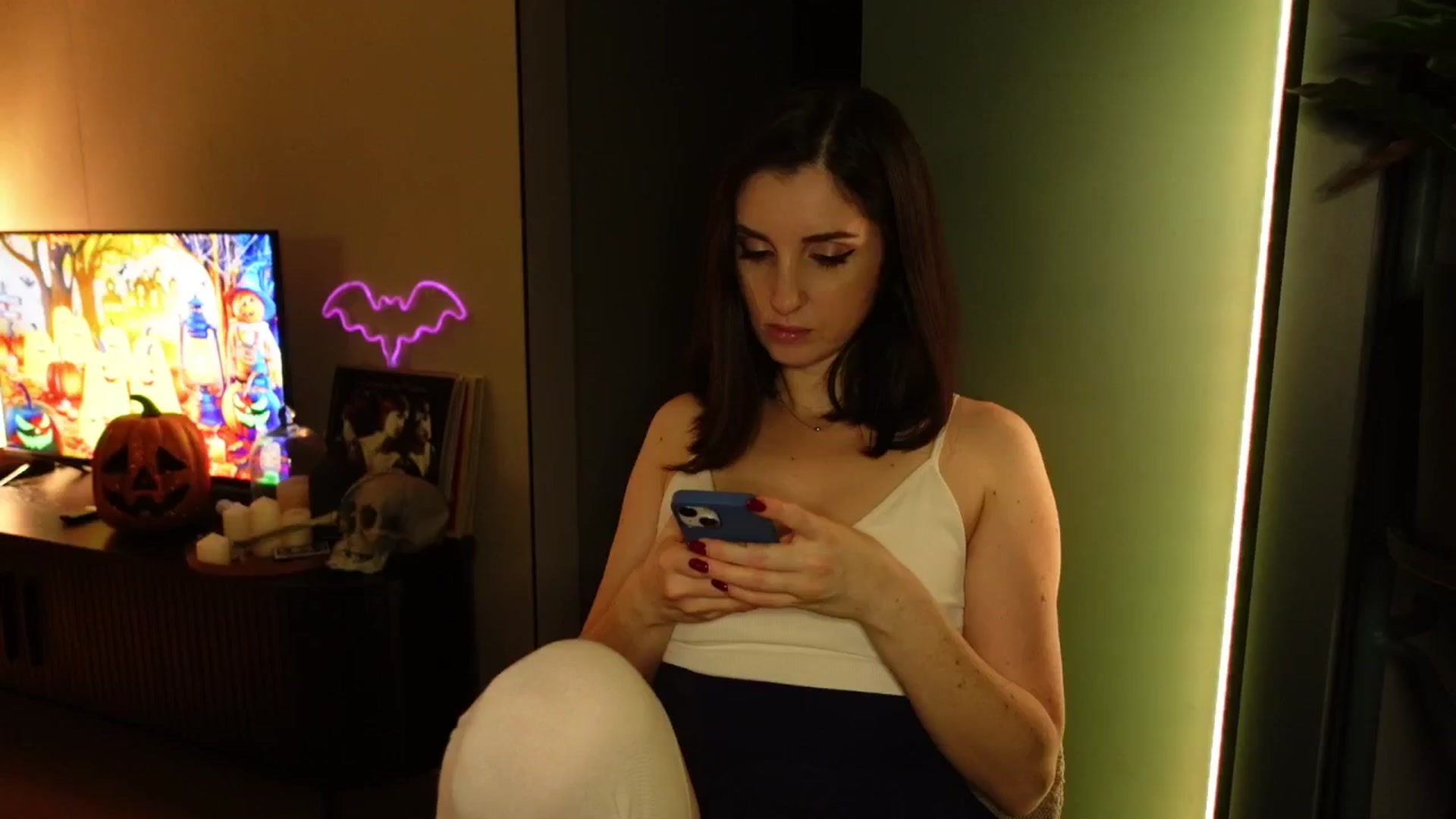 Gallery image thumbnail from Maddie's myfreecams stream on, 10/29/2024, 04:11 image 19 of 20