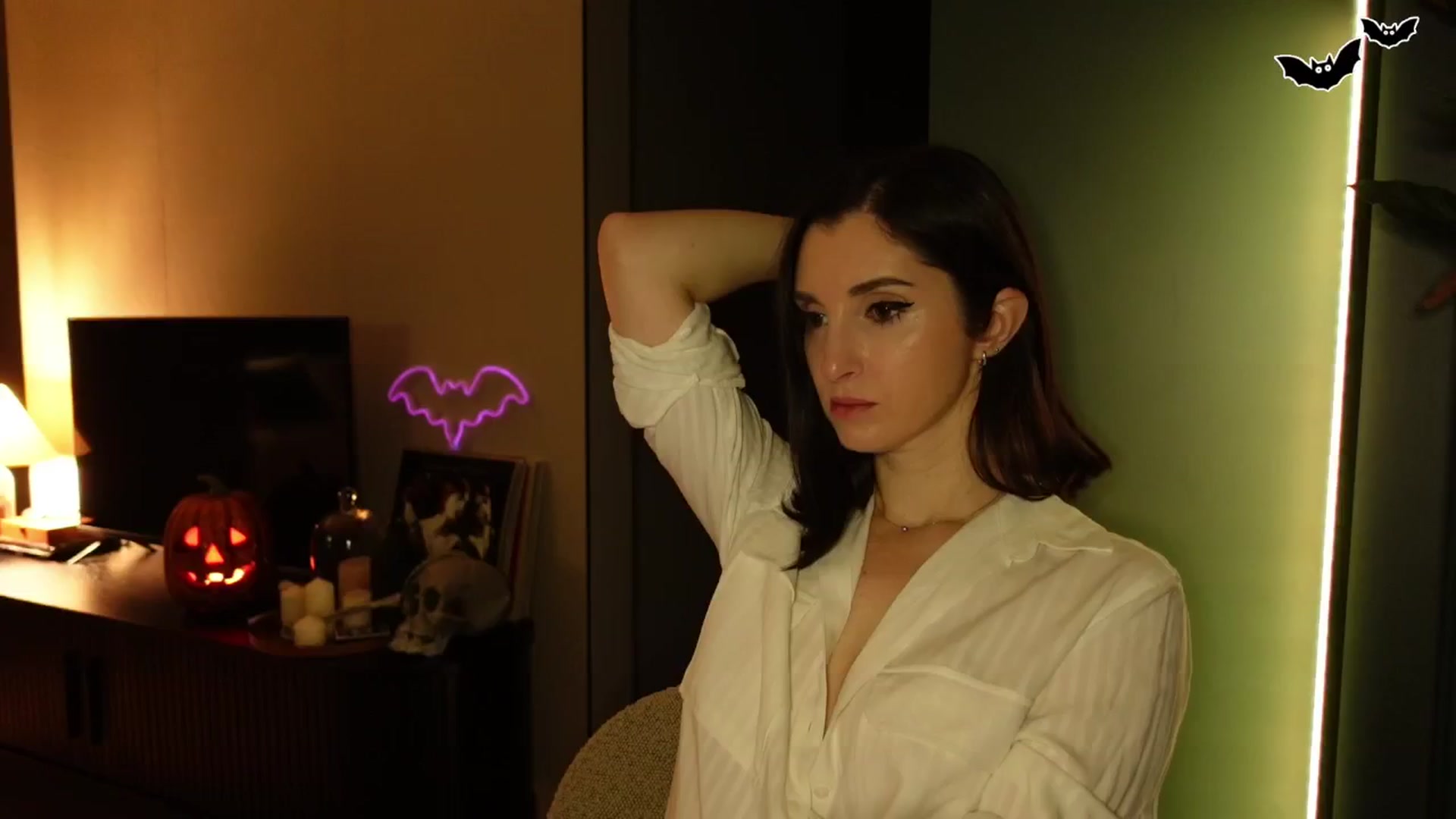 Gallery image thumbnail from Maddie's myfreecams stream on, 10/30/2024, 02:12 image 16 of 20