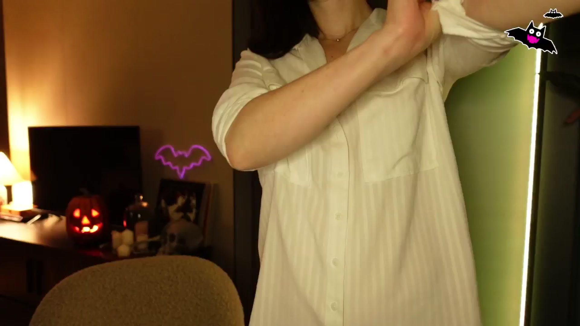 Gallery image thumbnail from Maddie's myfreecams stream on, 10/30/2024, 03:04 image 4 of 20