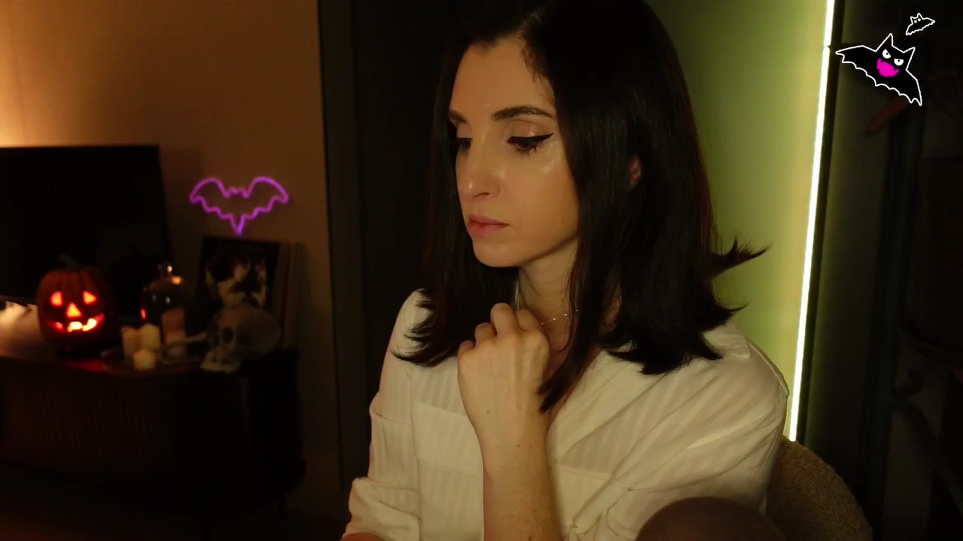 Gallery image thumbnail from Maddie's myfreecams stream on, 10/30/2024, 04:06 image 14 of 20