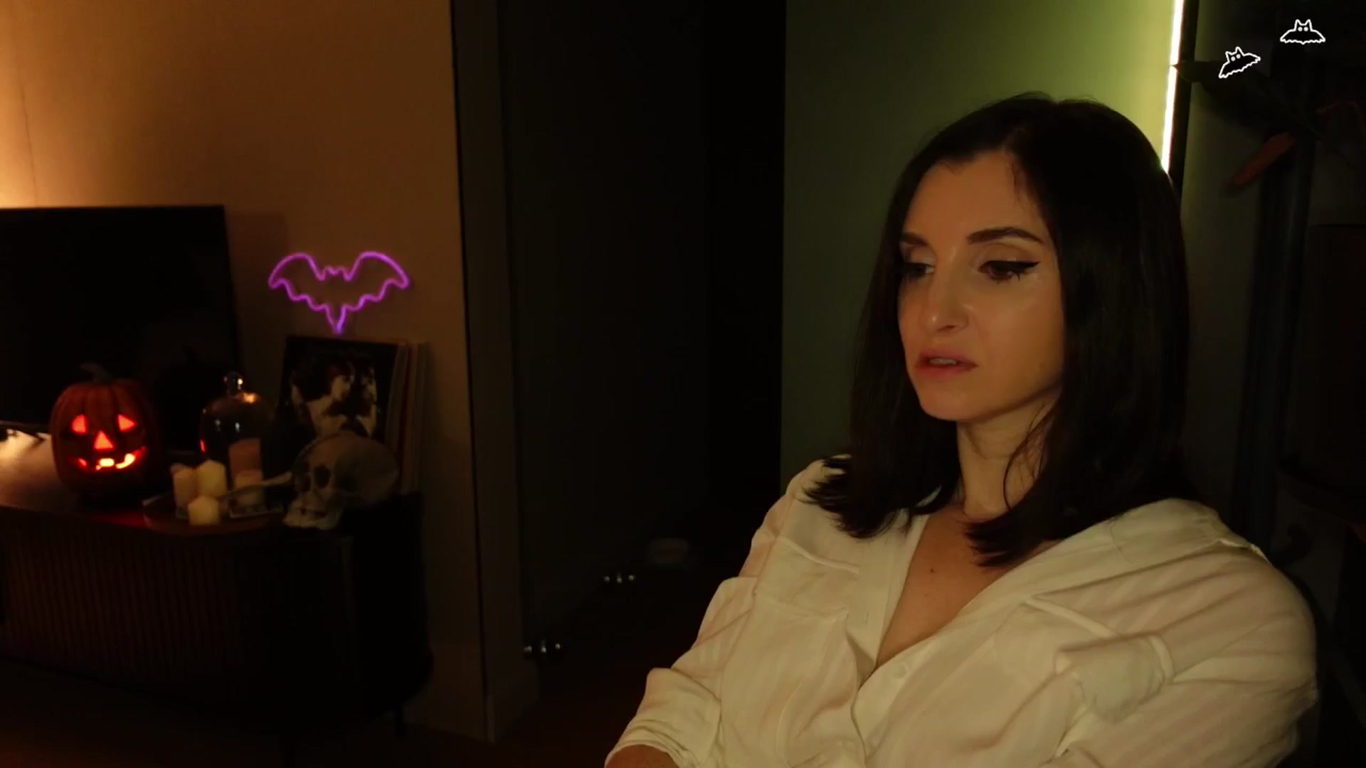 Gallery image thumbnail from Maddie's myfreecams stream on, 10/30/2024, 04:06 image 18 of 20