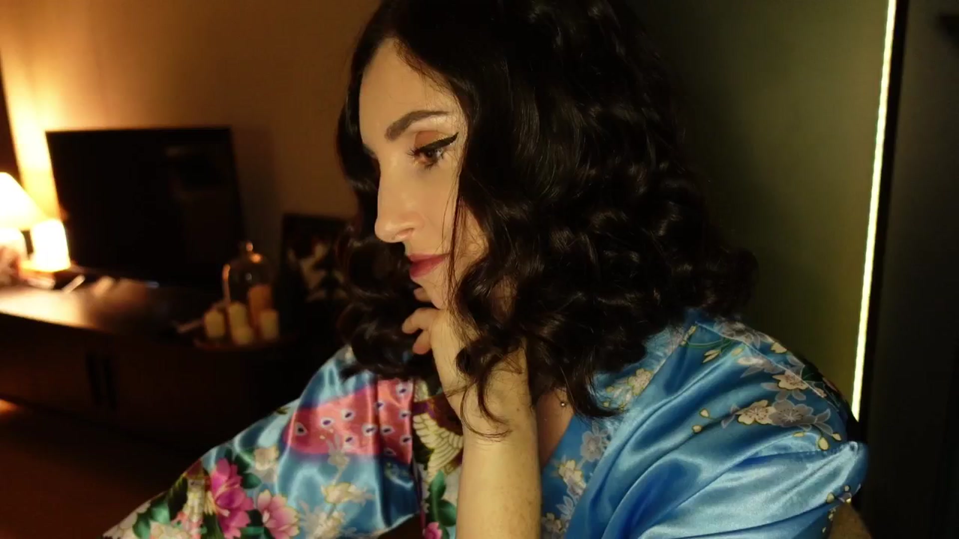 Gallery image thumbnail from Maddie's myfreecams stream on, 11/02/2024, 01:11 image 2 of 20