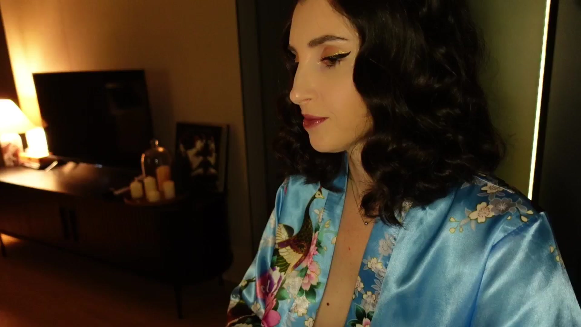 Gallery image thumbnail from Maddie's myfreecams stream on, 11/02/2024, 01:11 image 4 of 20