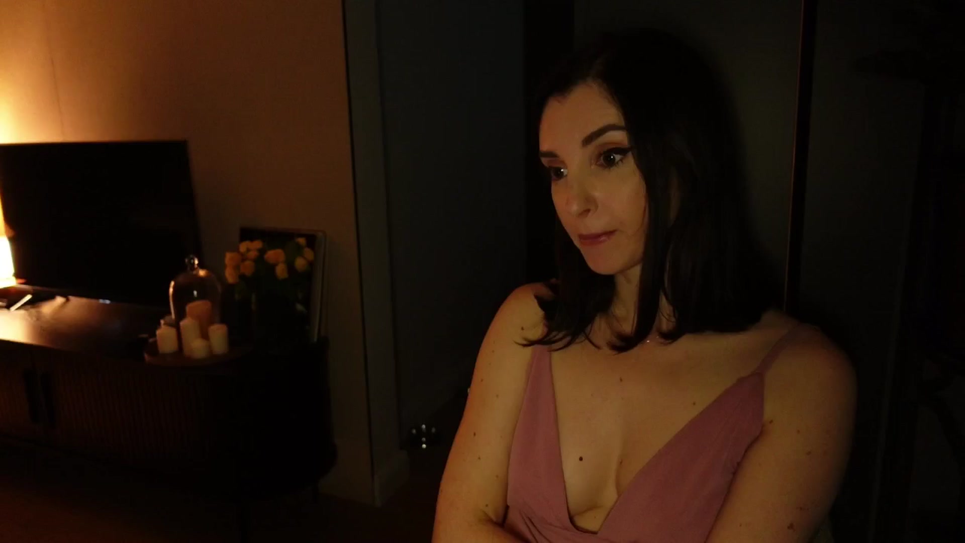 Gallery image thumbnail from Maddie's myfreecams stream on, 11/08/2024, 06:41 image 18 of 20